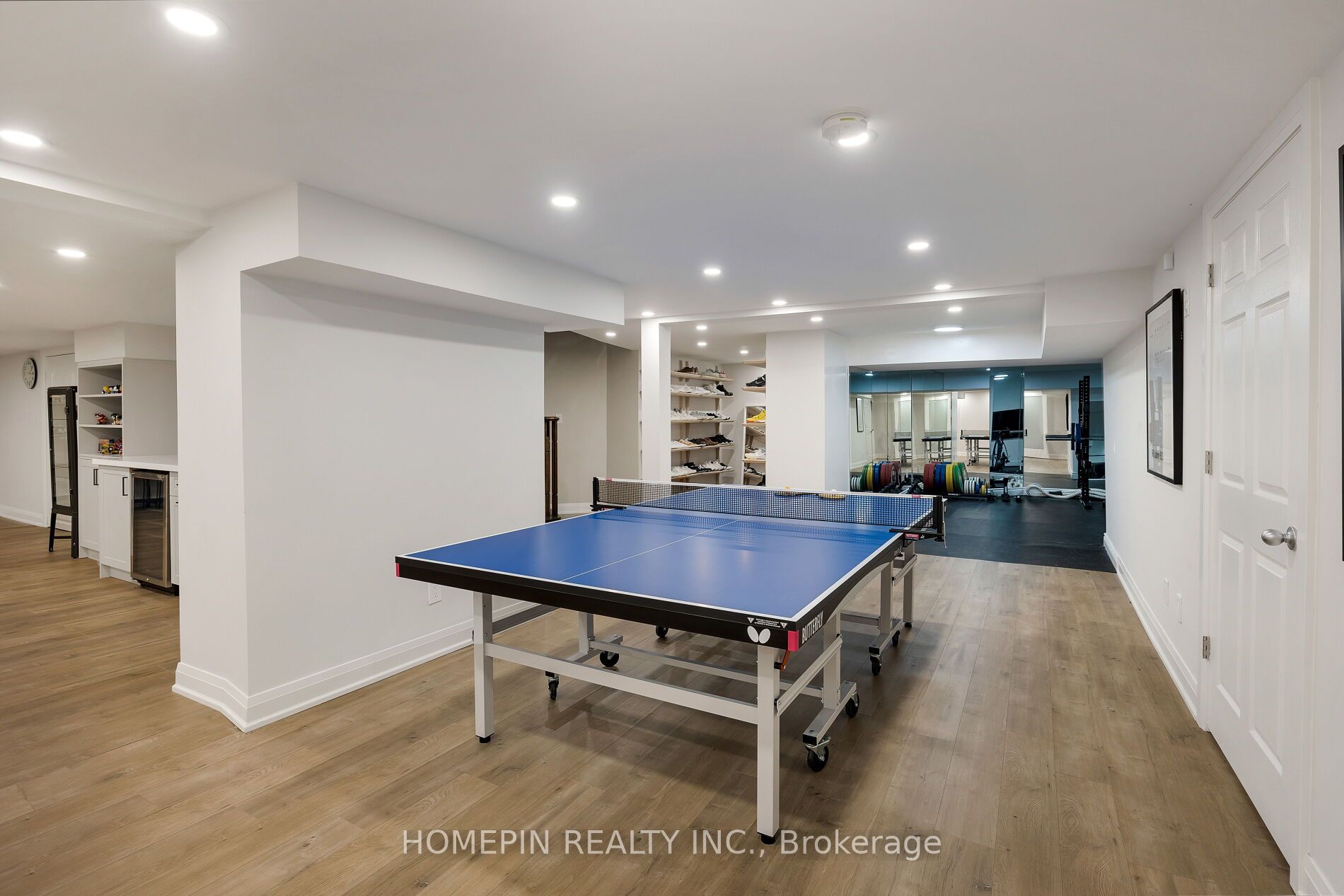5 Callahan Rd