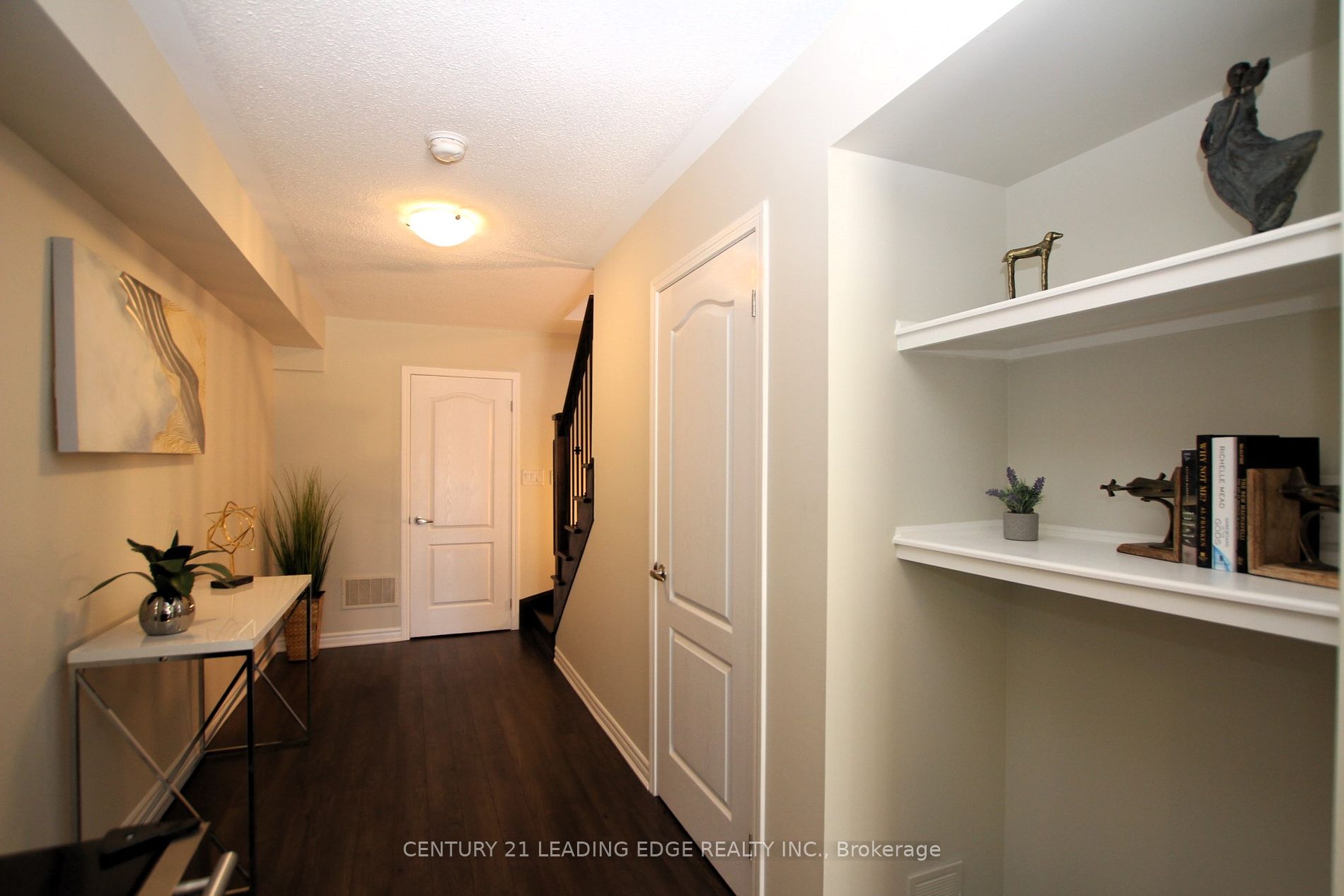 27 Minlow Way