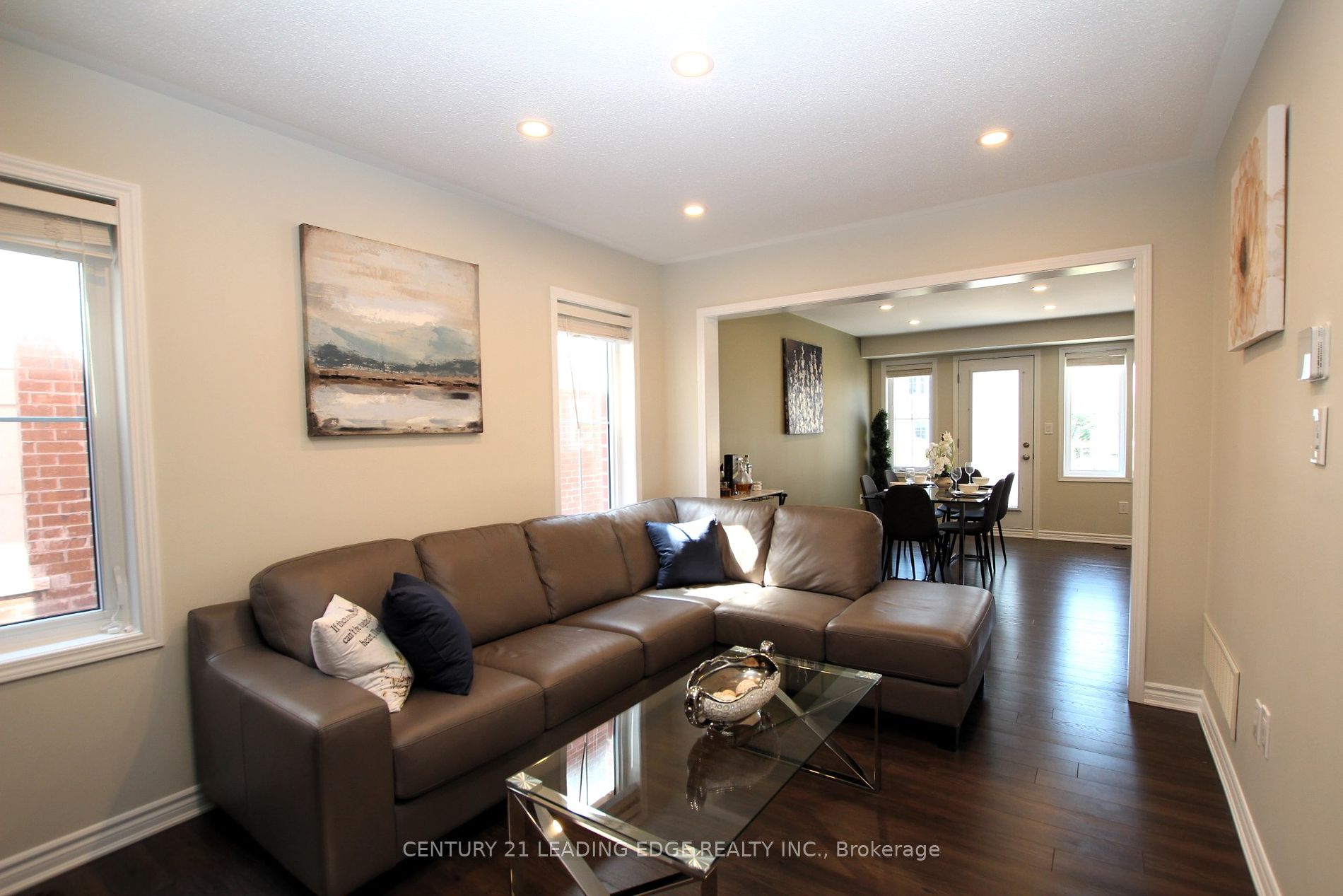 27 Minlow Way