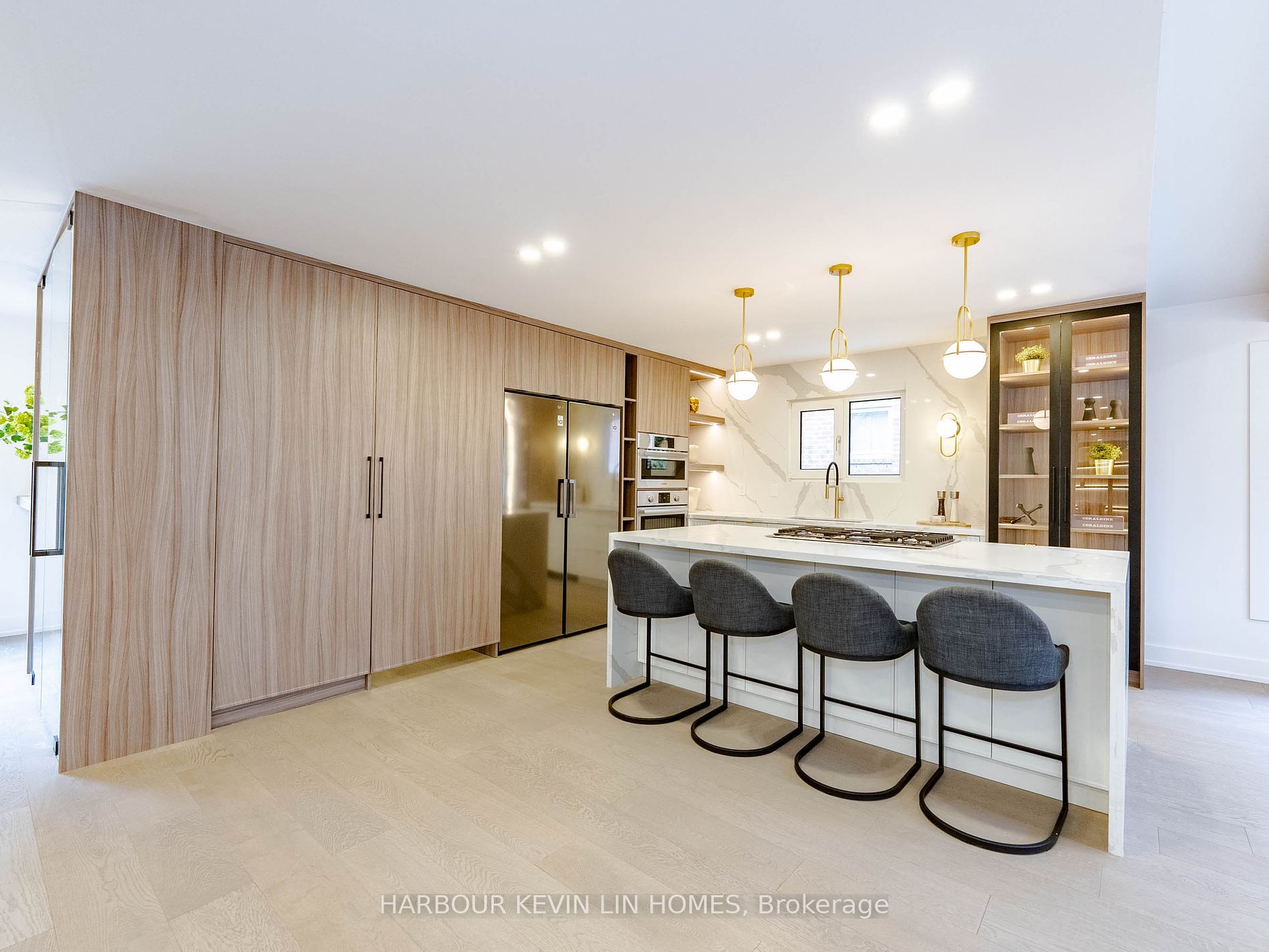 1 Ambleside Cres