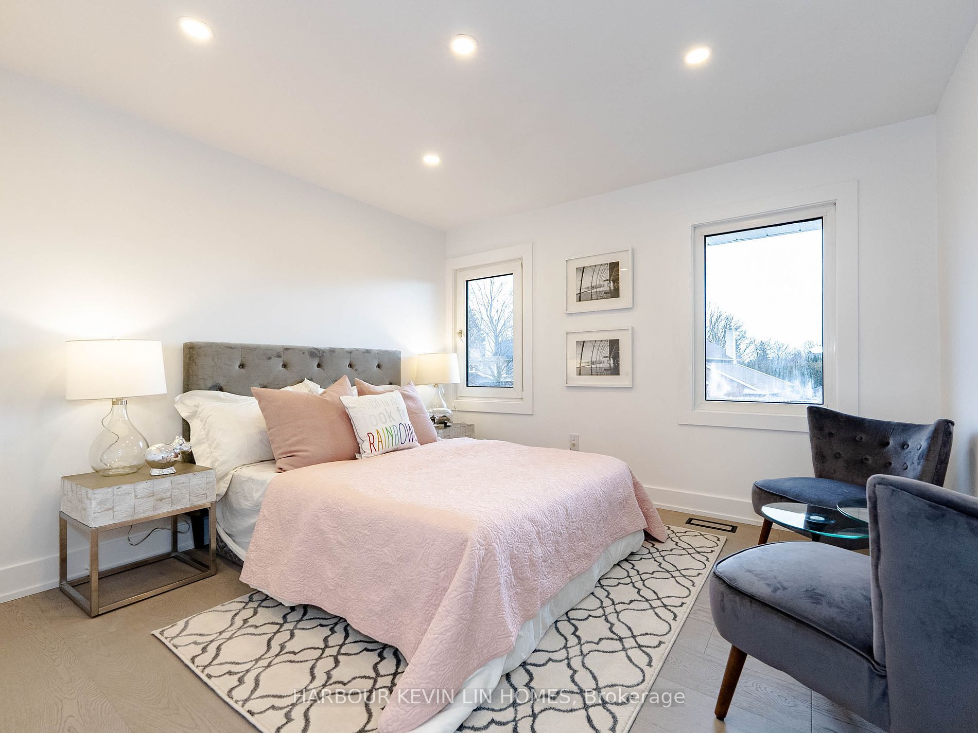 1 Ambleside Cres