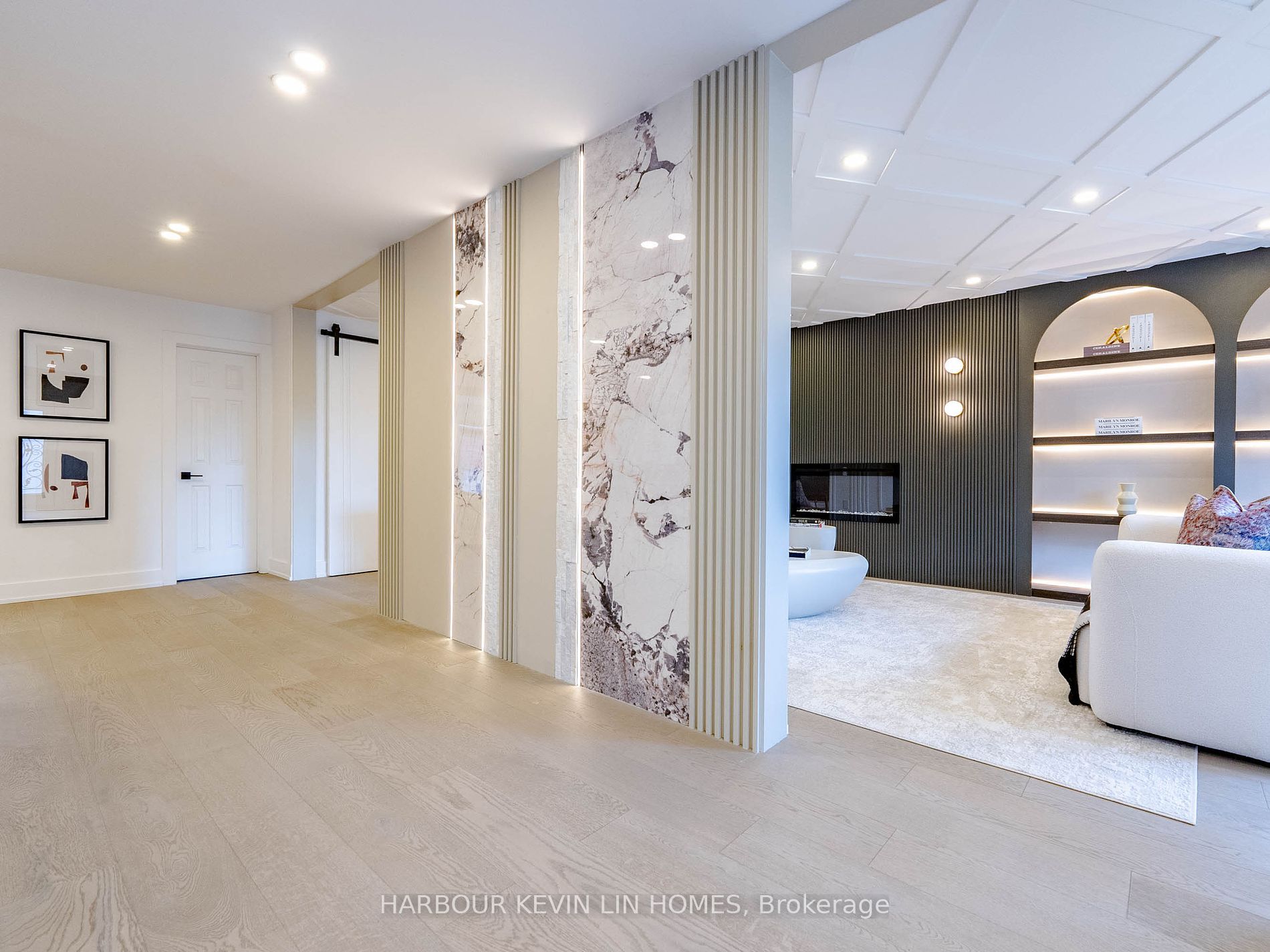 1 Ambleside Cres