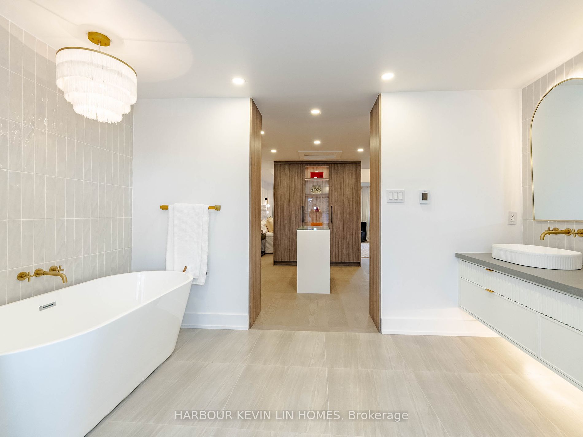 1 Ambleside Cres