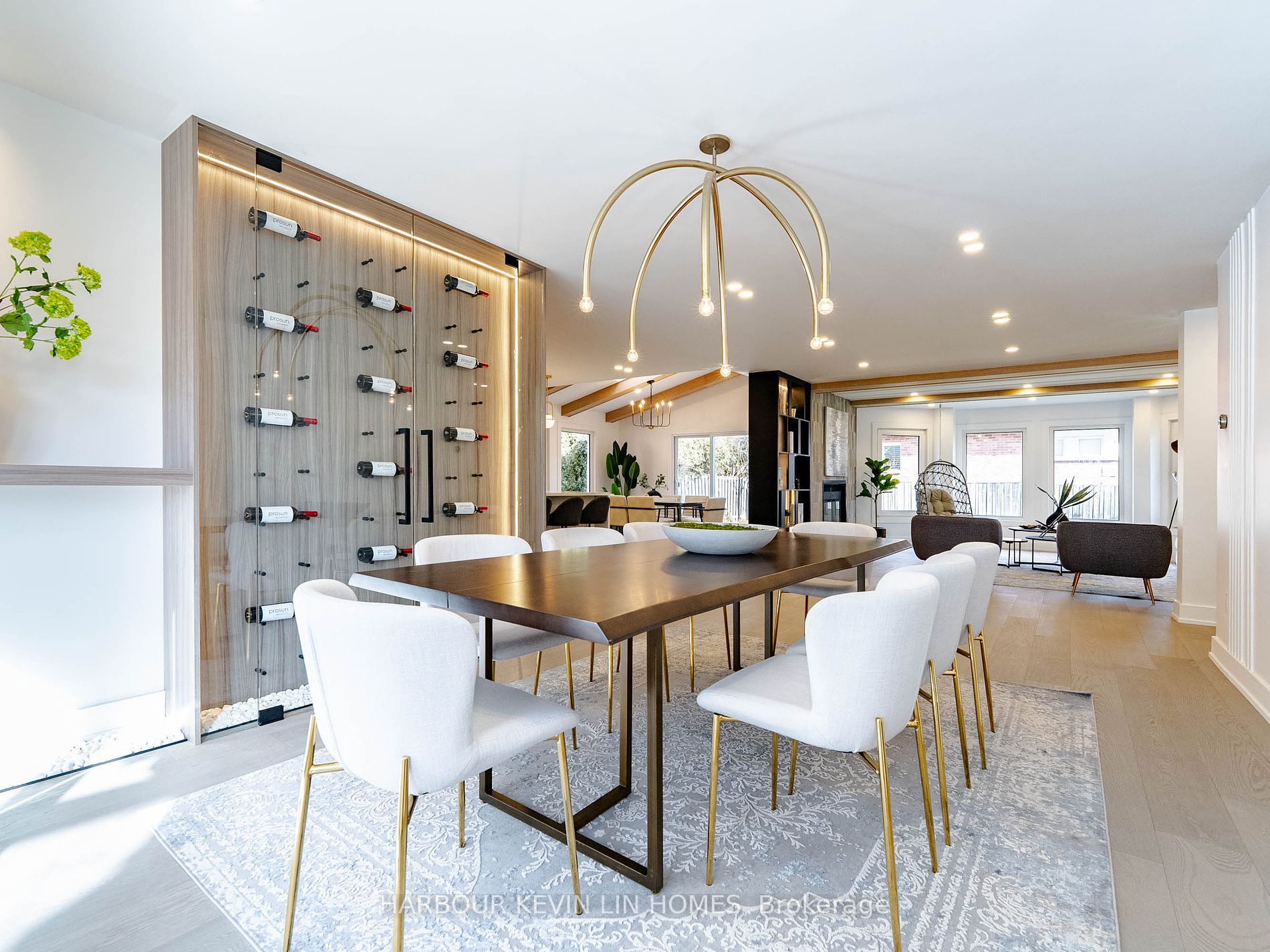 1 Ambleside Cres