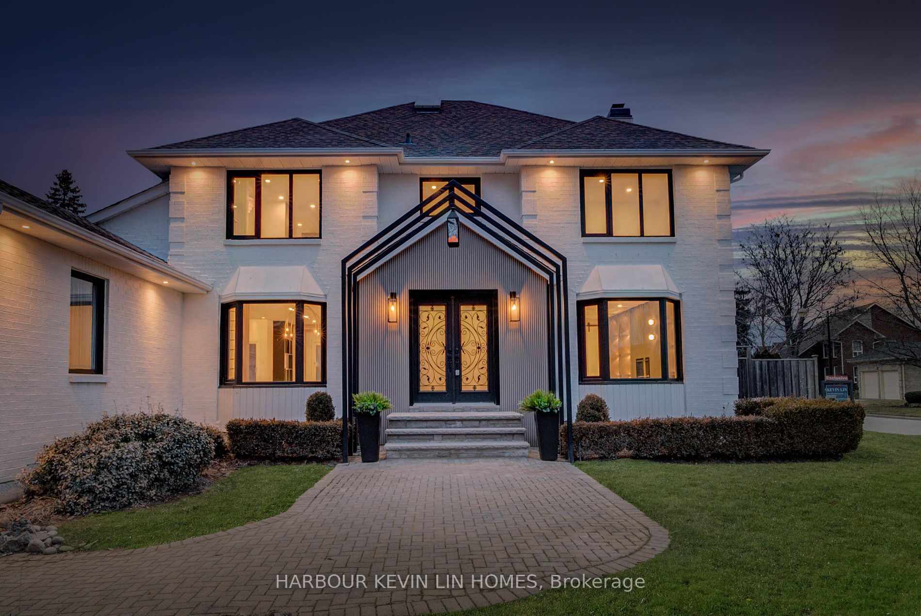 1 Ambleside Cres