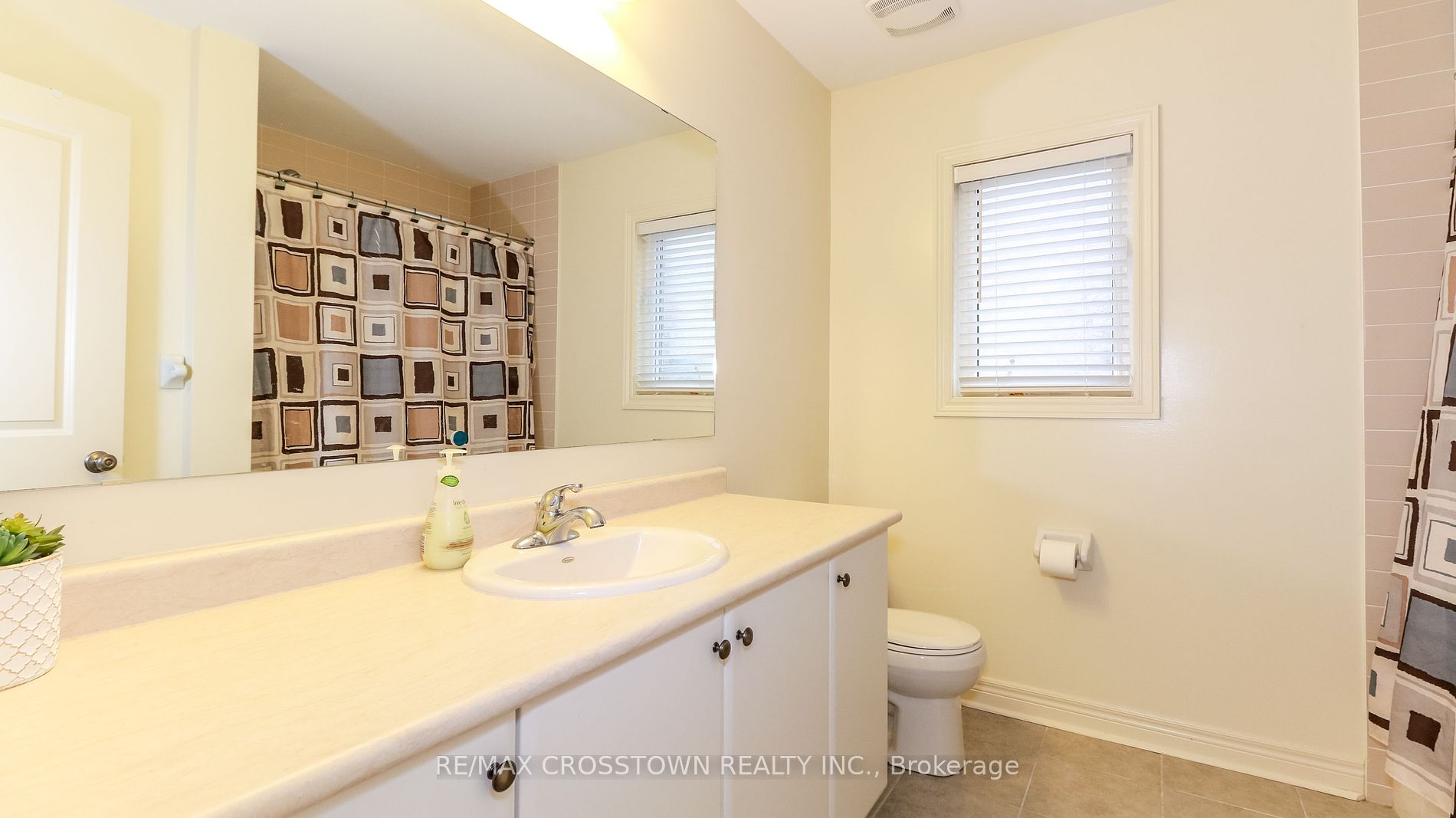 29 Treetops Boulevard