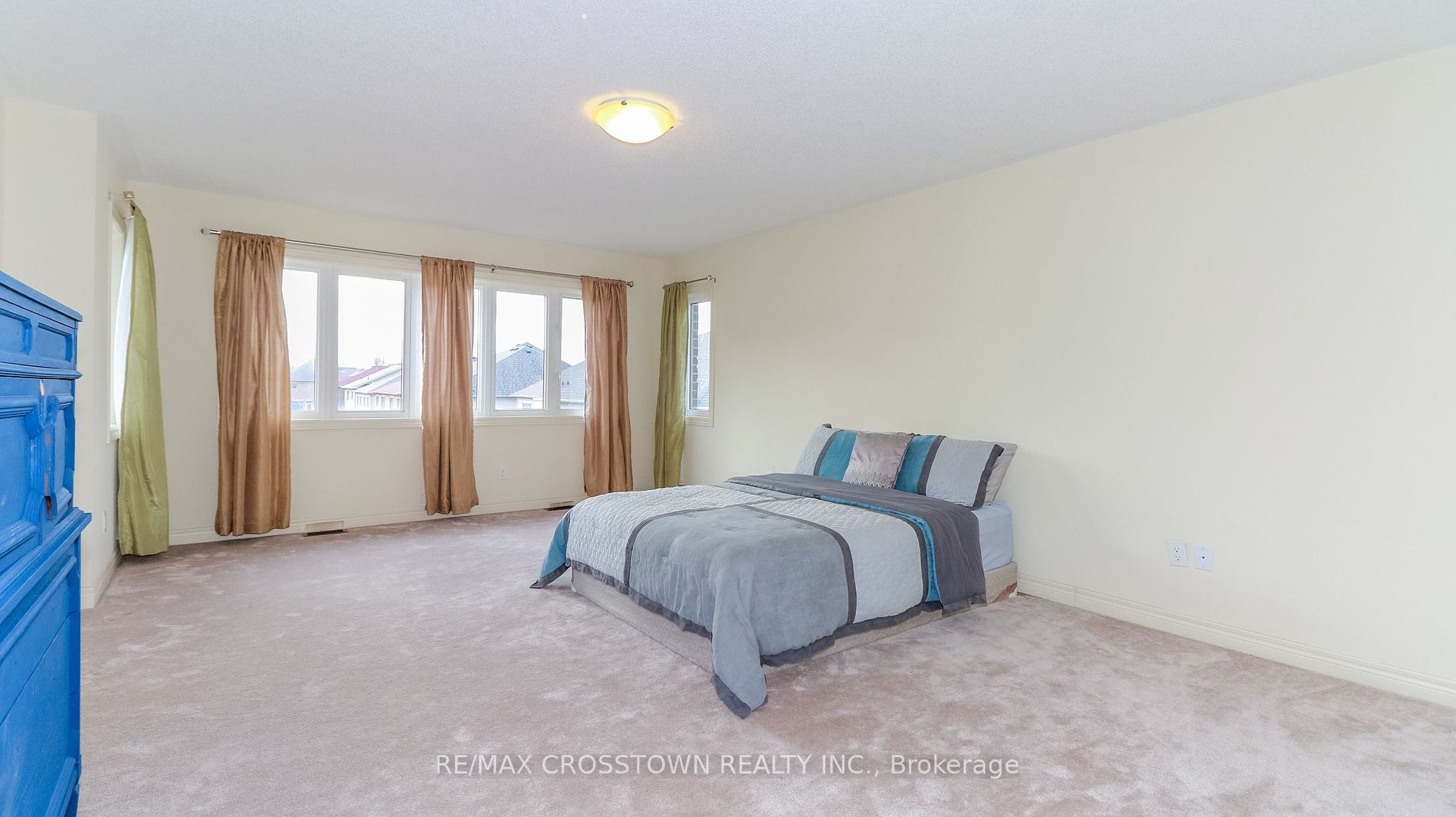 29 Treetops Boulevard