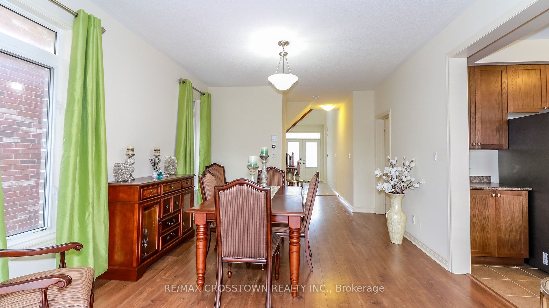 29 Treetops Boulevard