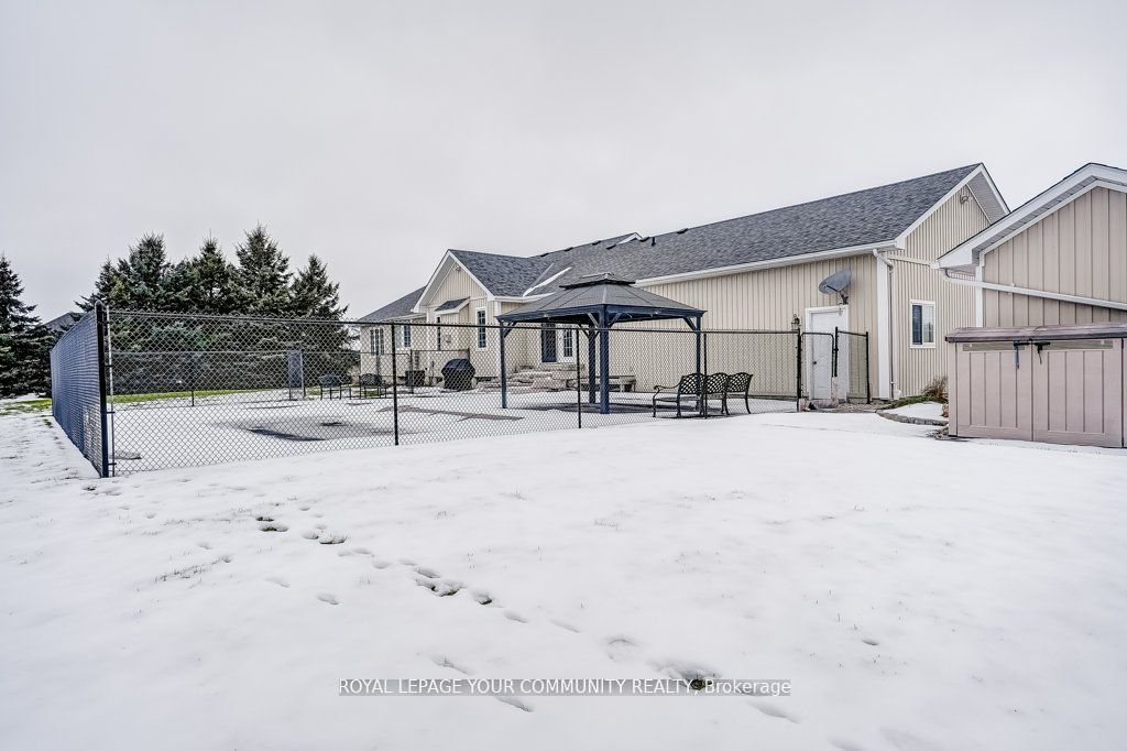 25 Davis Trail