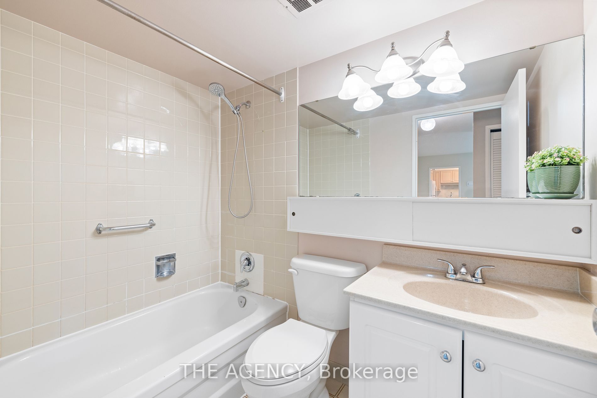 70 Baif Boulevard, #602