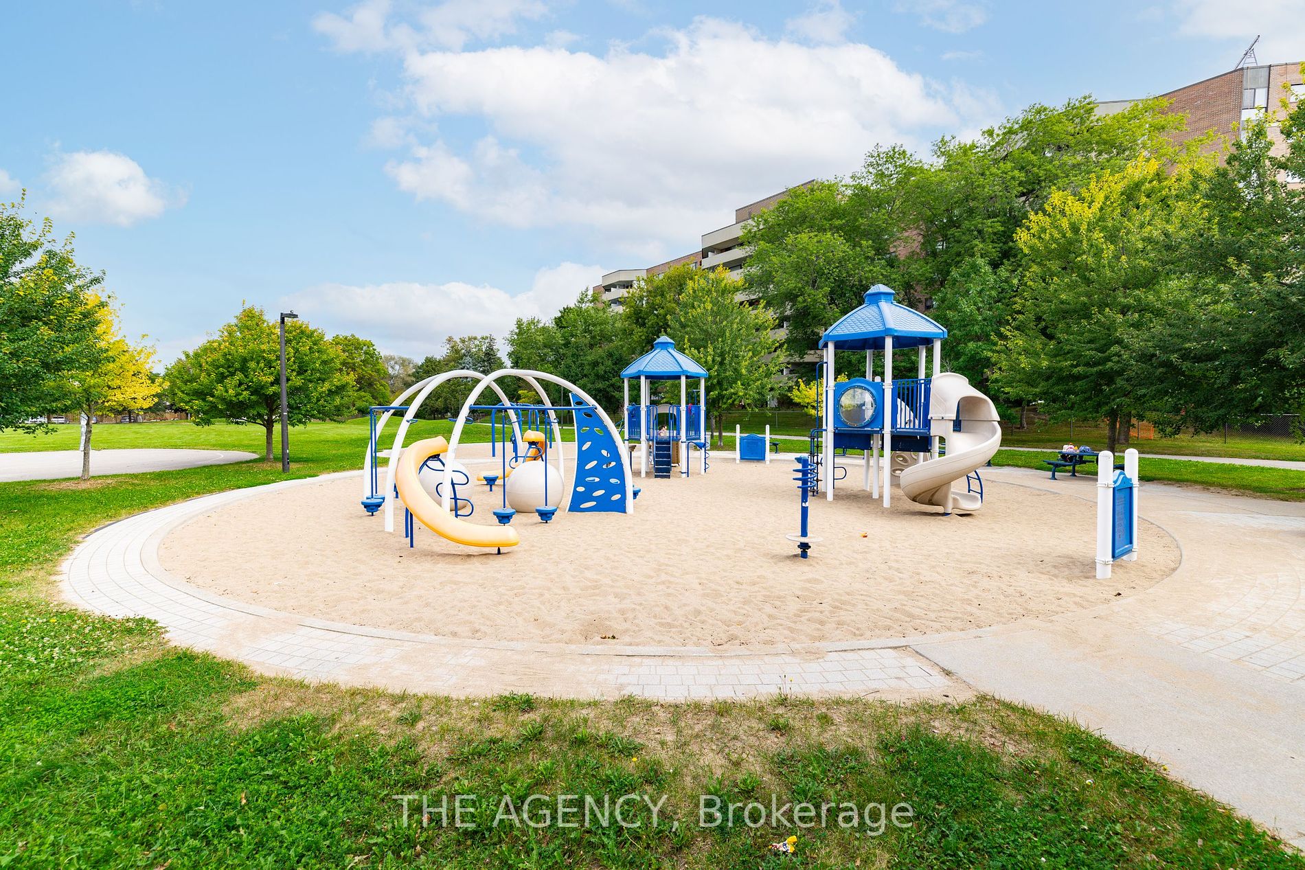 70 Baif Boulevard, #602