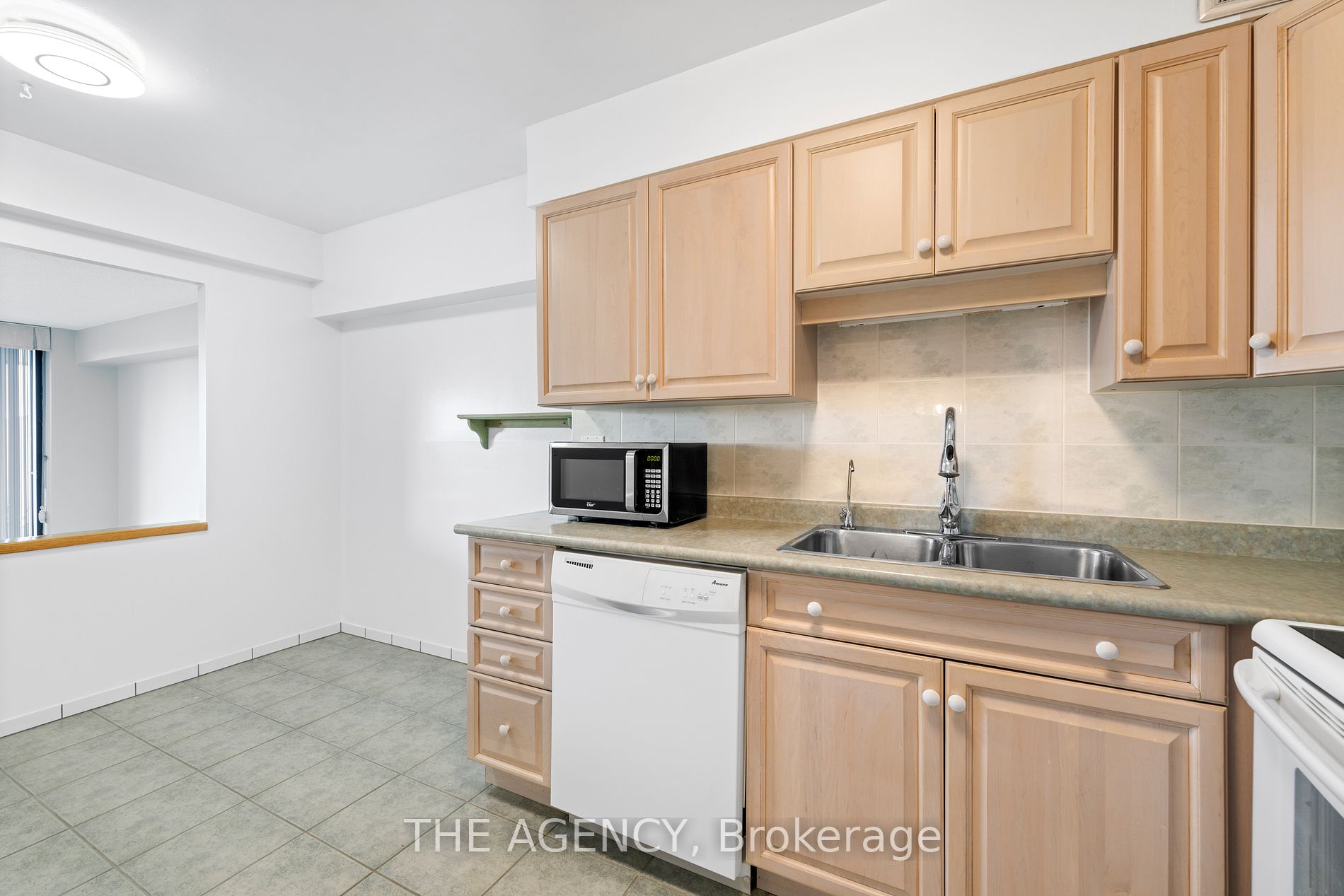 70 Baif Boulevard, #602