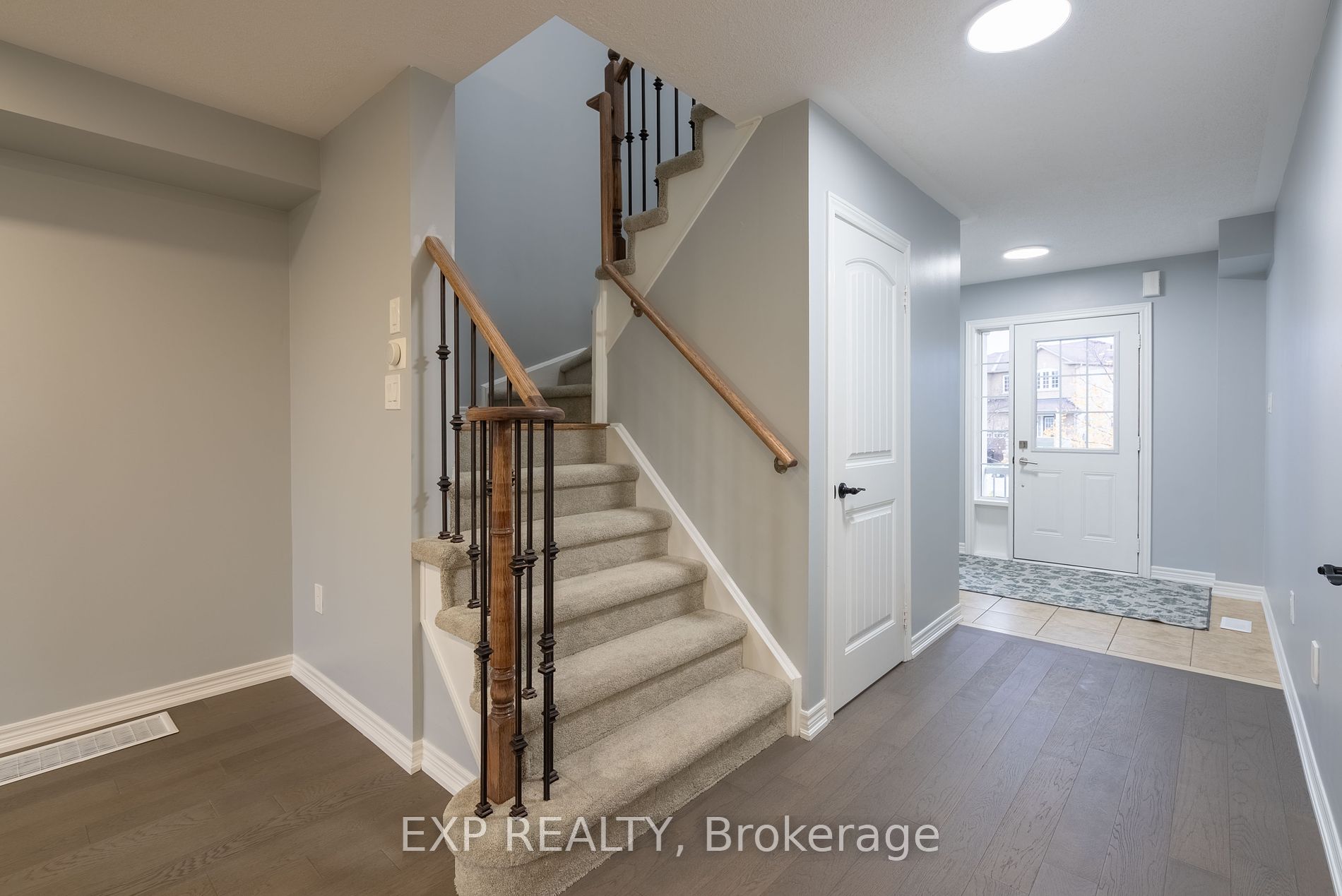 18 Admiral Cres