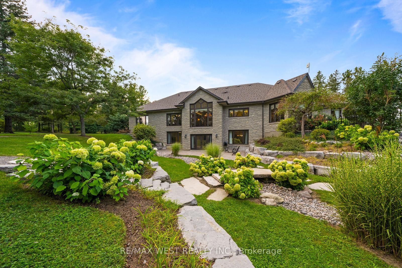 5775 Kirby Rd