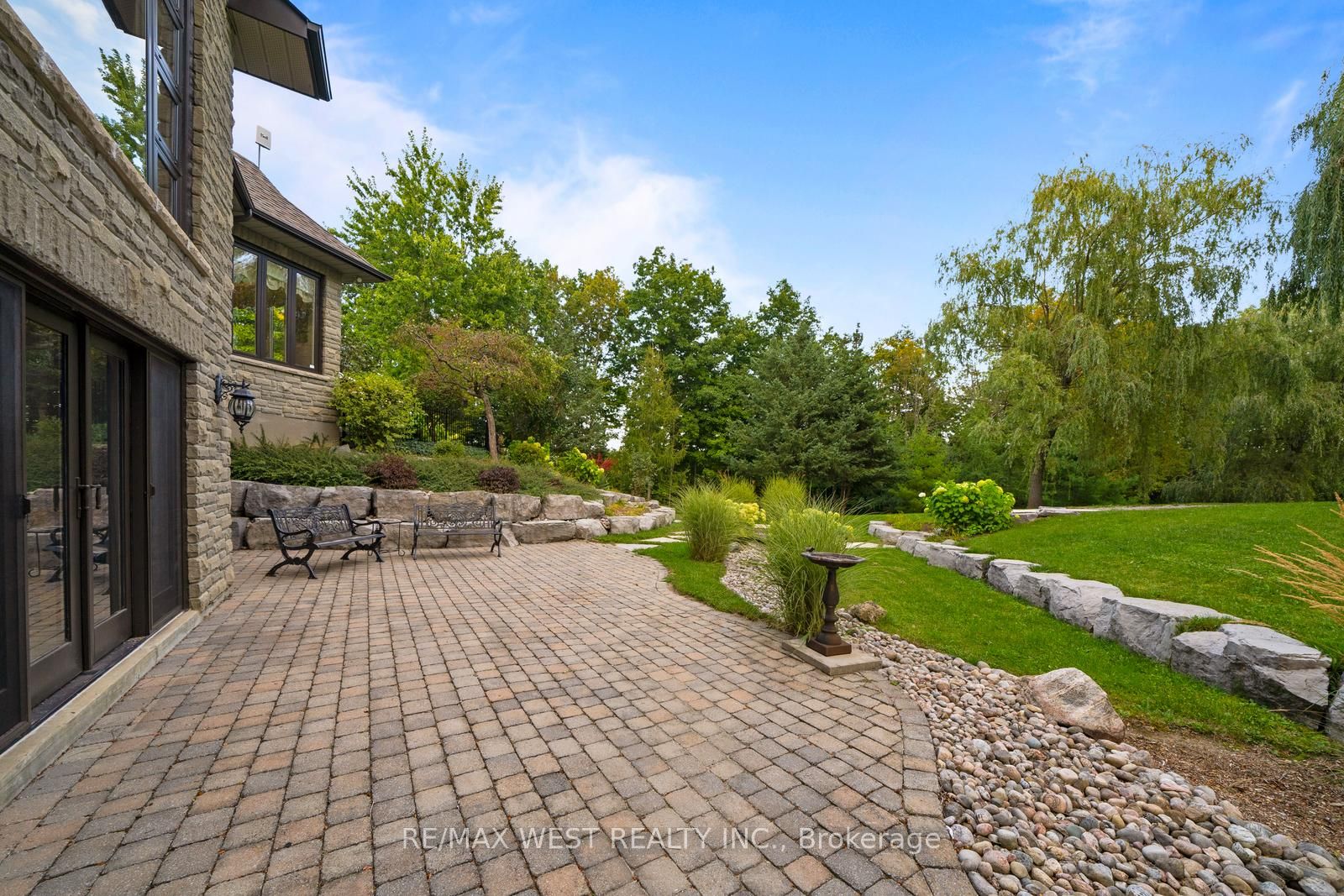 5775 Kirby Rd