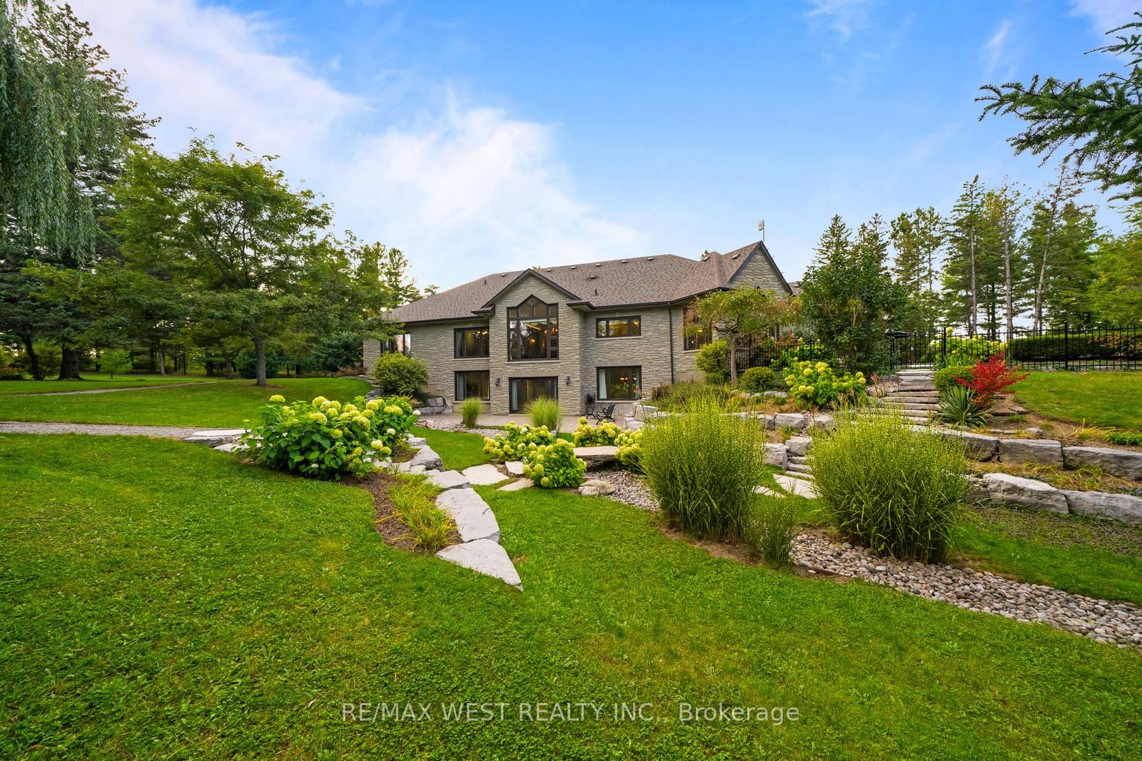 5775 Kirby Rd