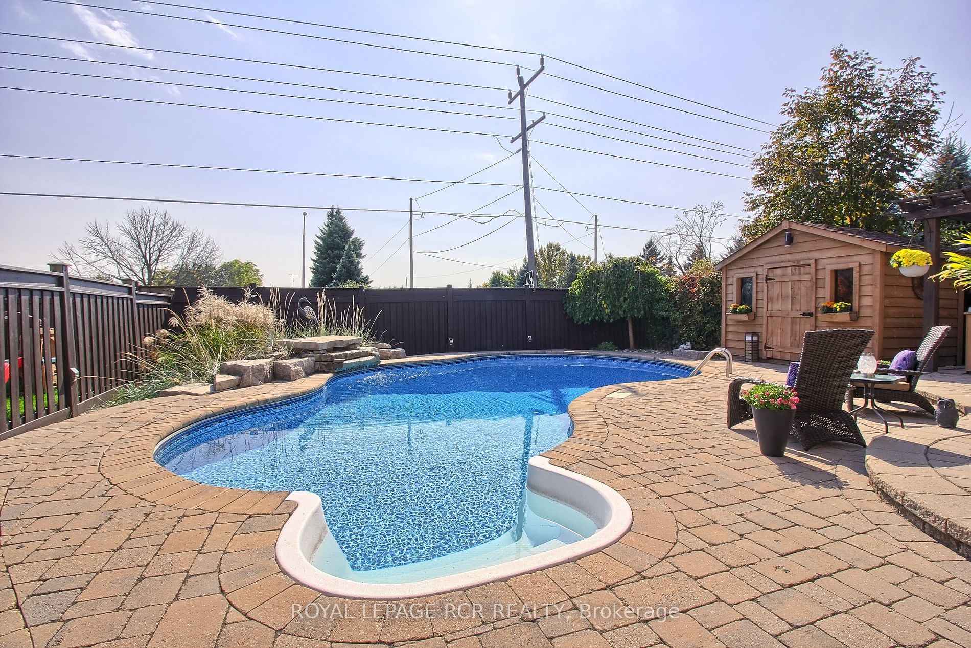 11 Saint Avenue