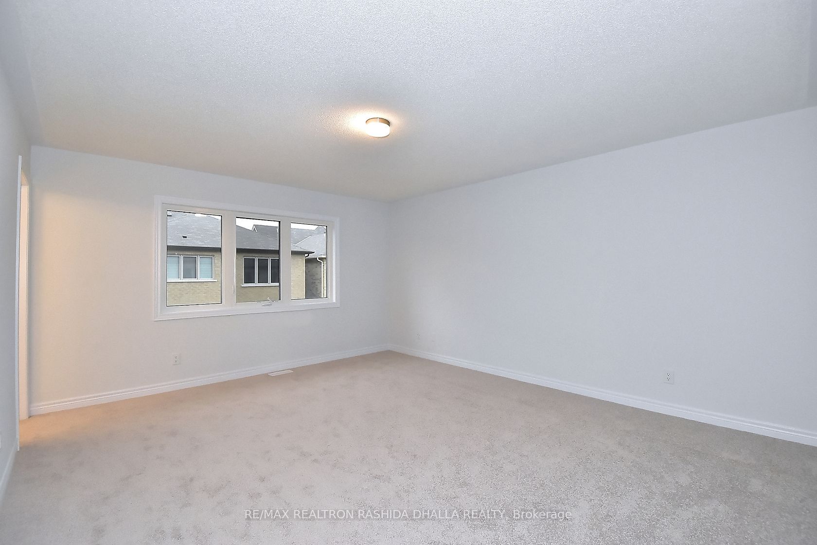 61 Seedling Crescent
