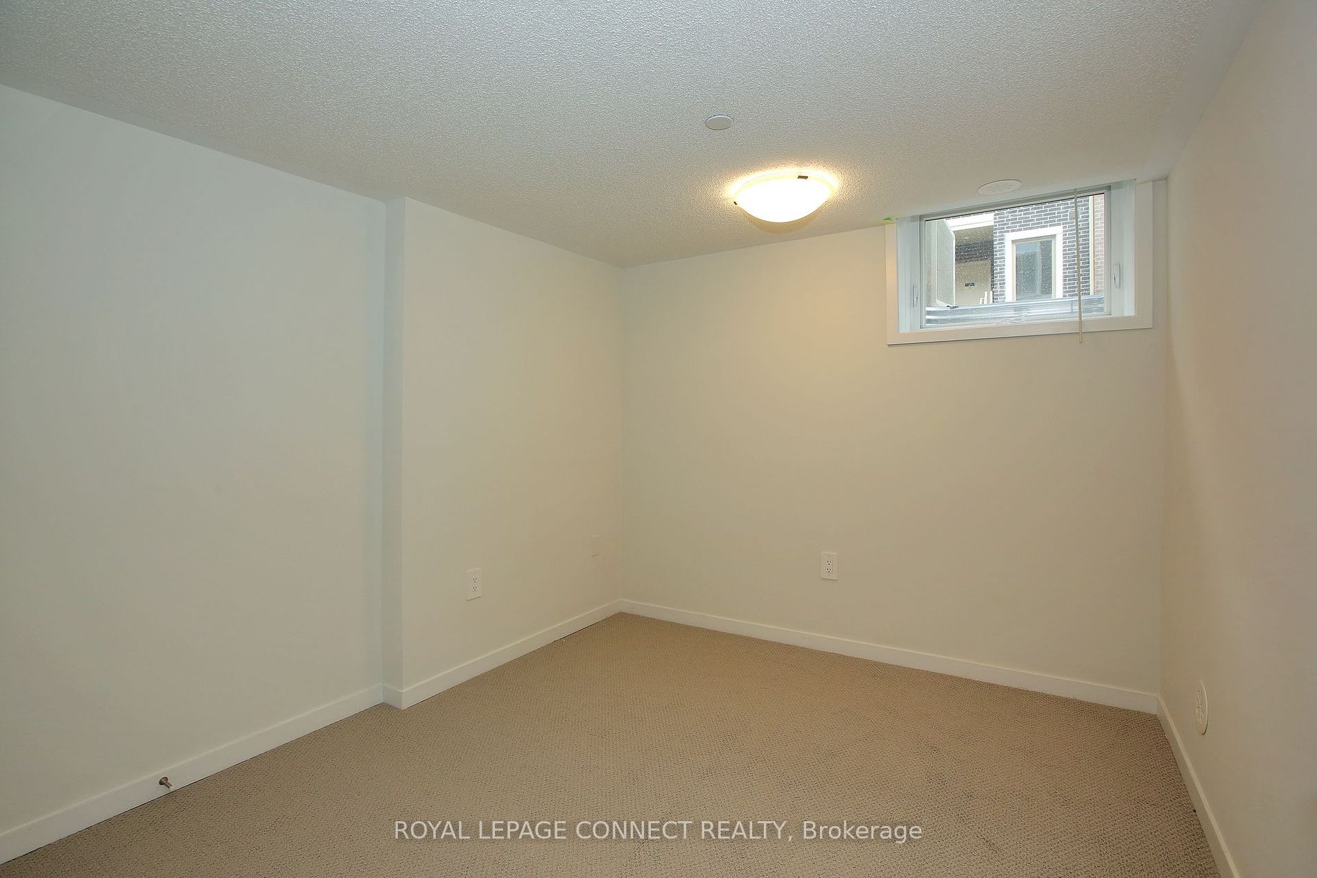 11 Honeycrisp Cres, #17