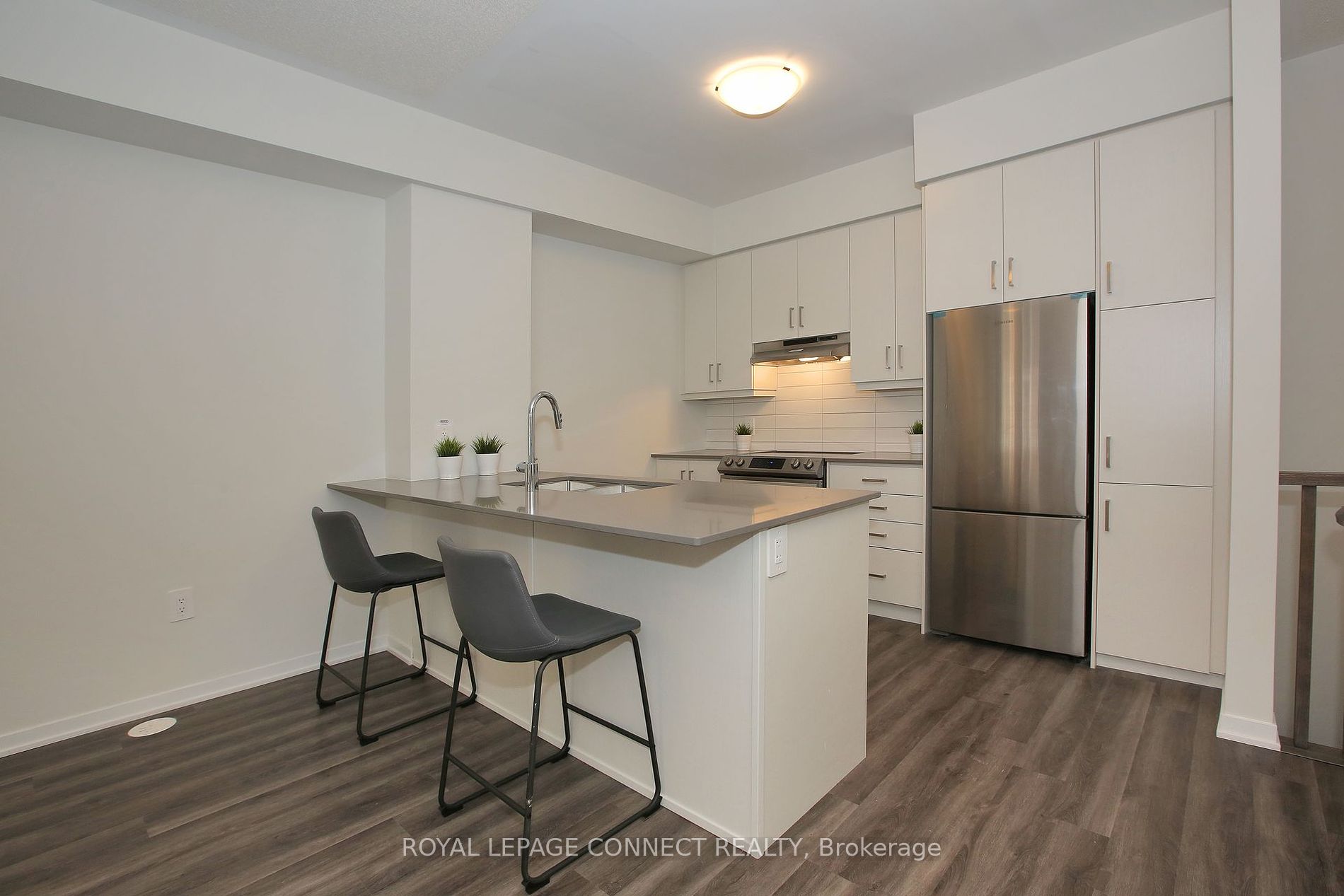 11 Honeycrisp Cres, #17