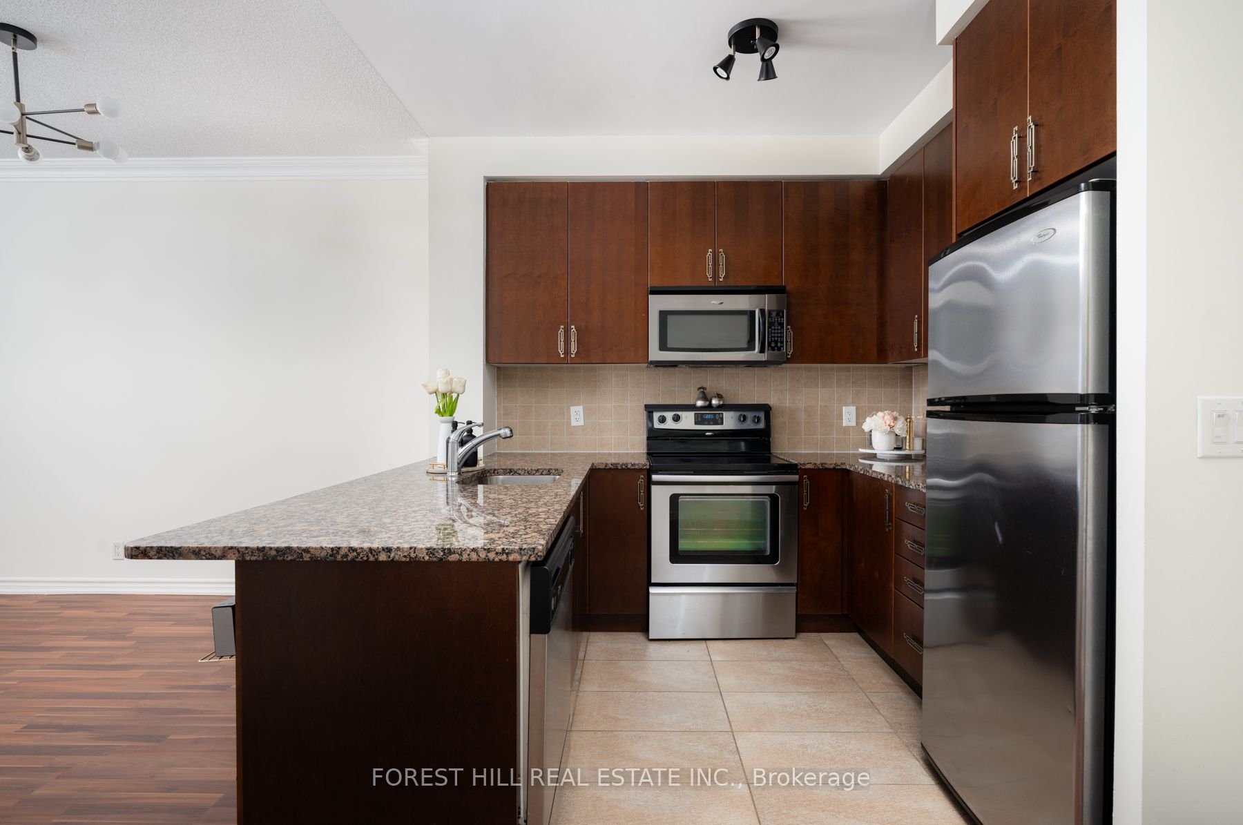 9235 Jane Street, #1403