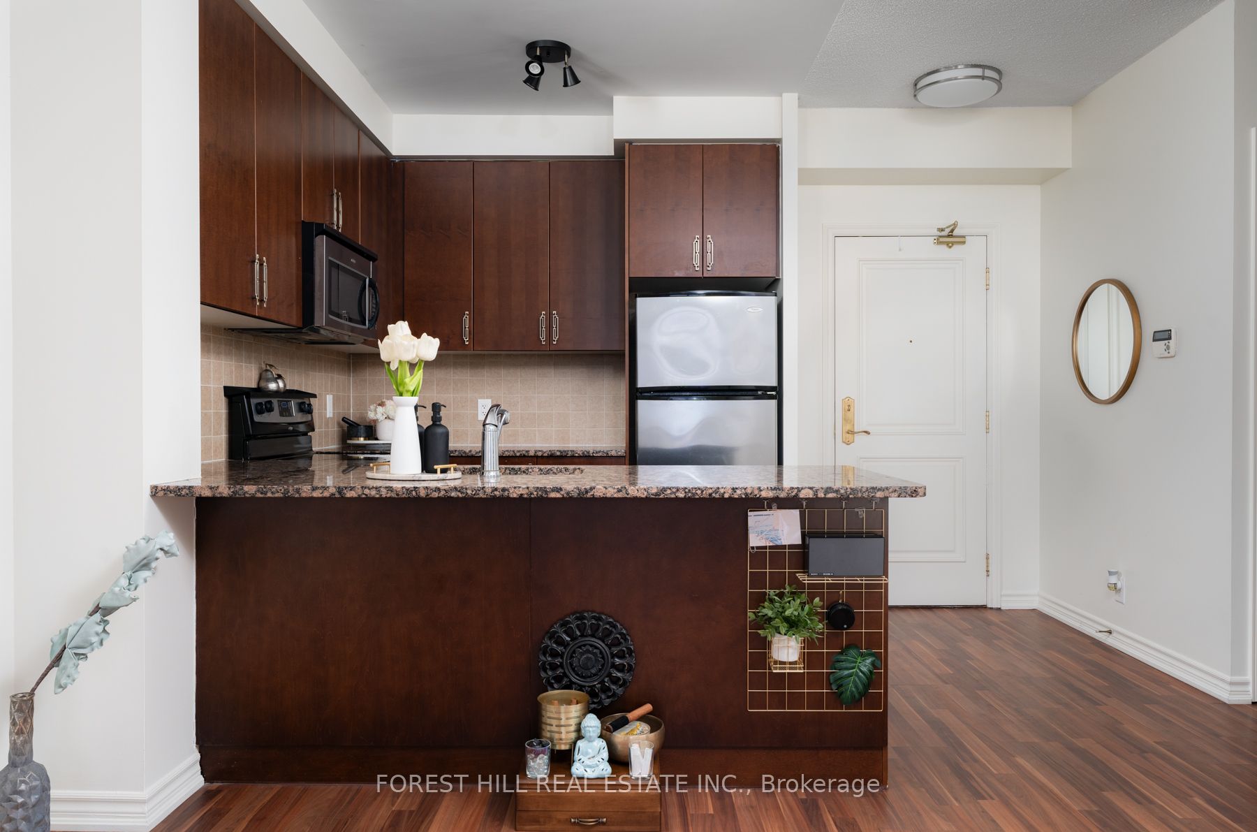 9235 Jane Street, #1403