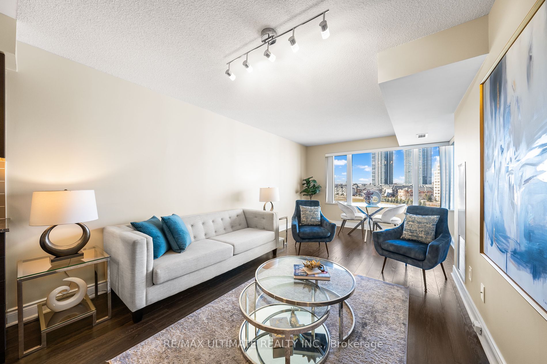 253 South Park Road, #806