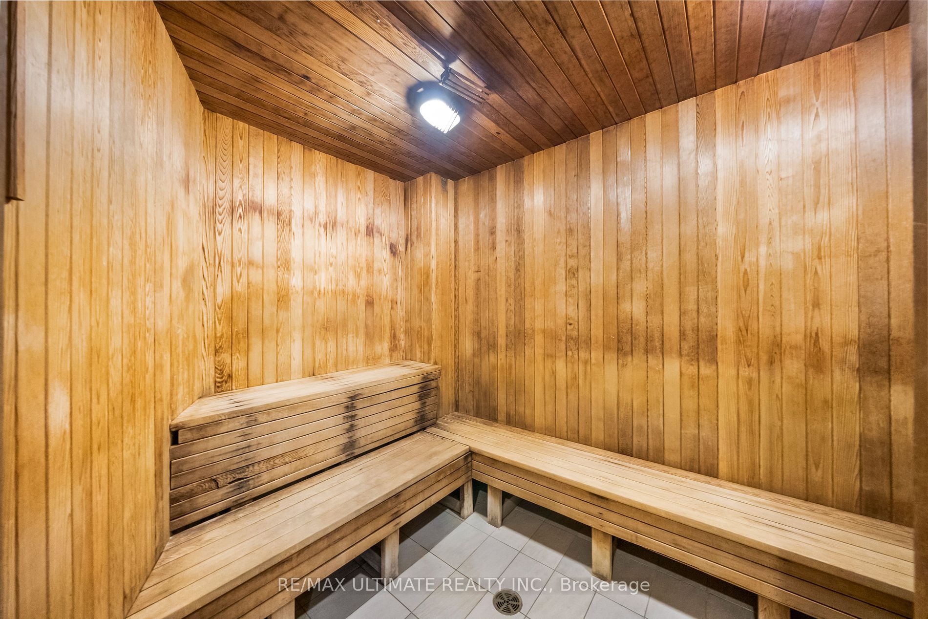 253 South Park Road, #806