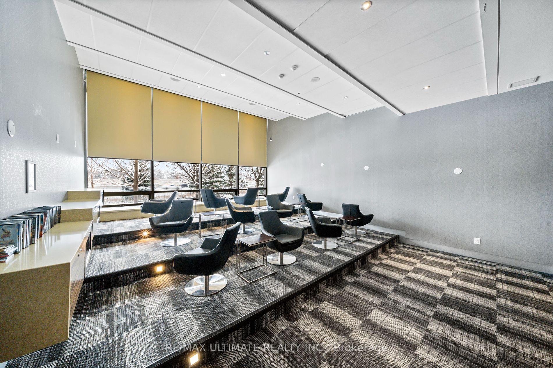 253 South Park Road, #806