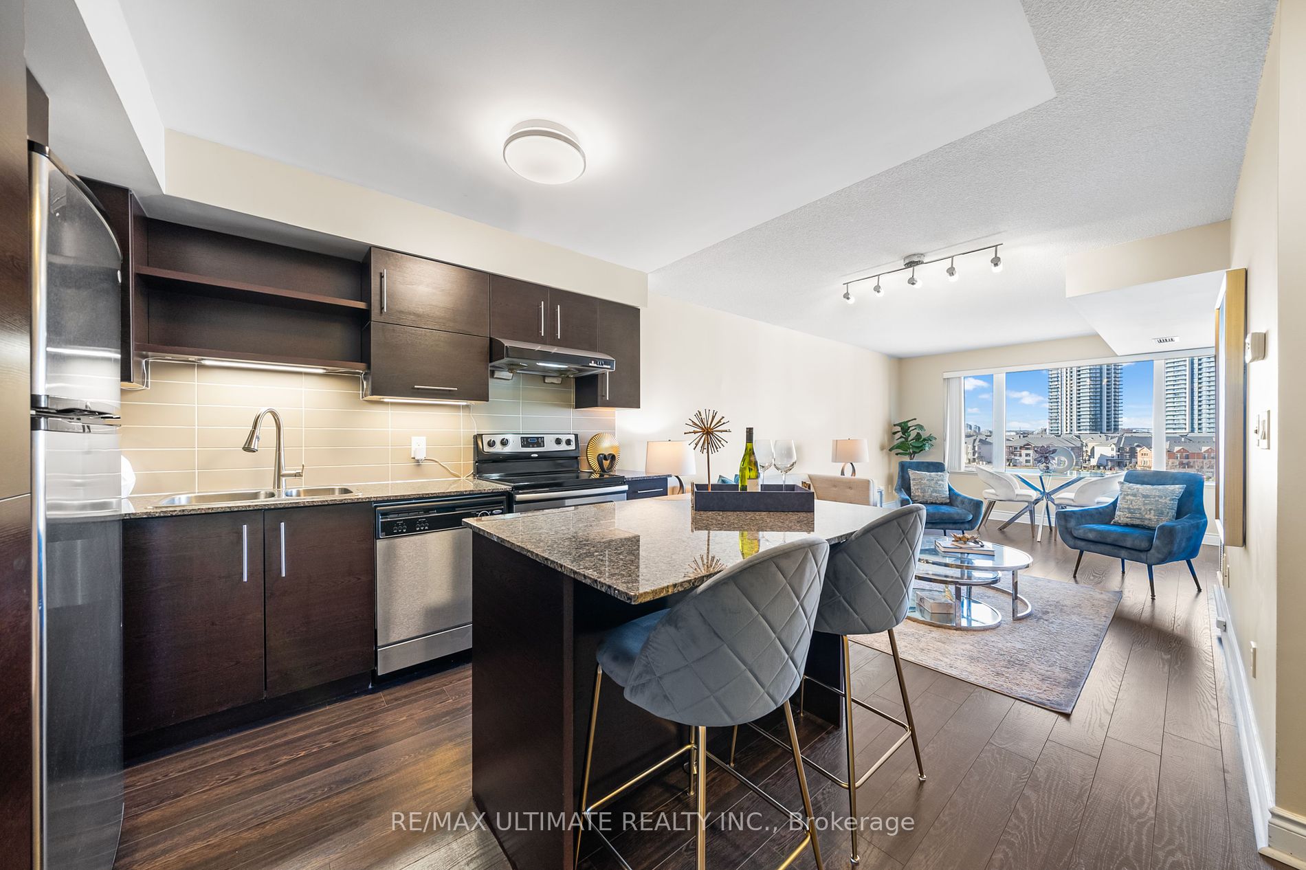 253 South Park Road, #806
