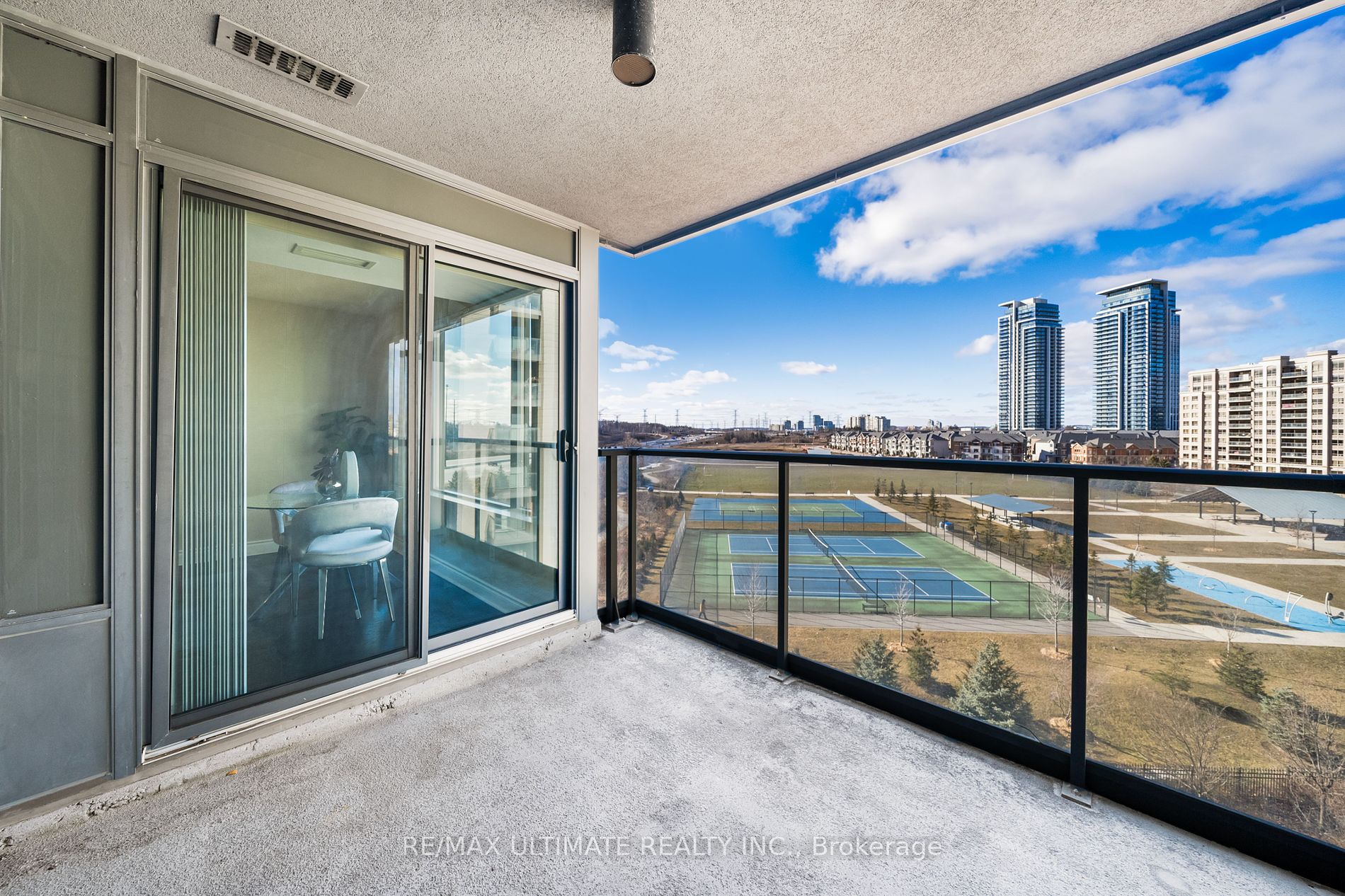 253 South Park Road, #806