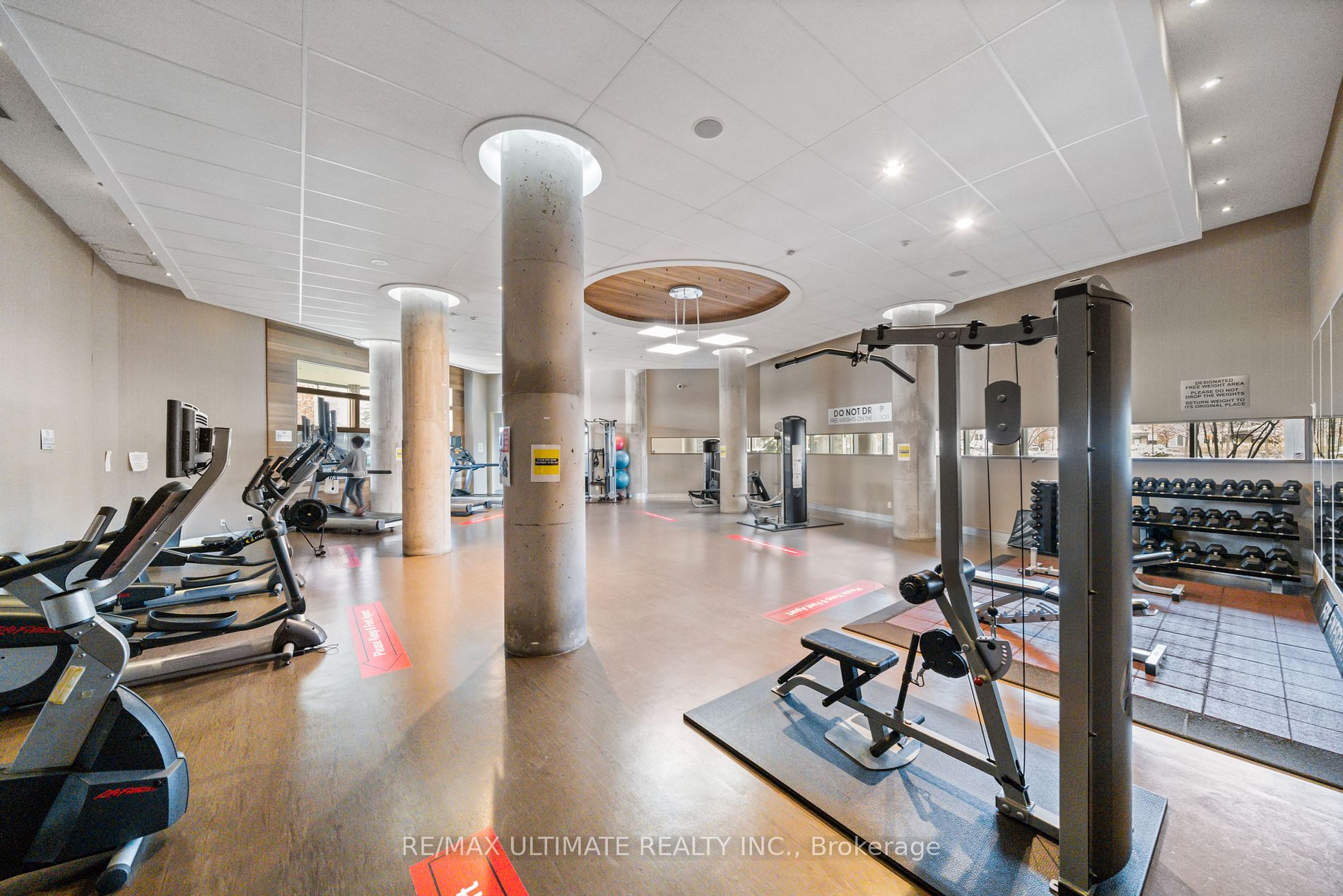 253 South Park Road, #806