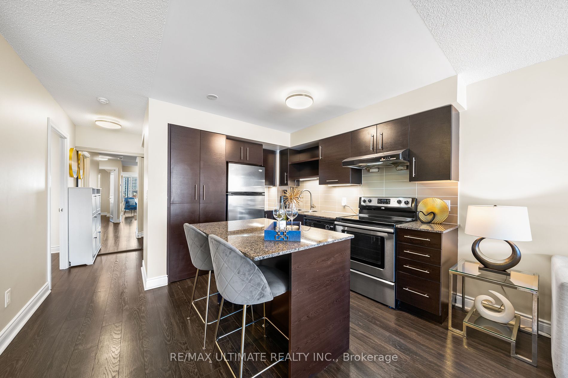 253 South Park Road, #806