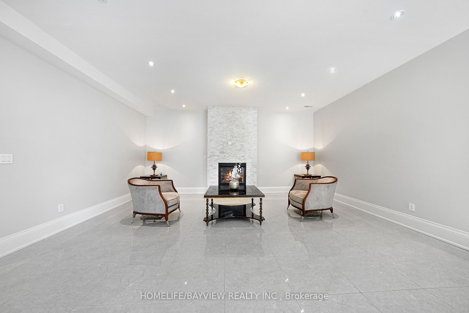 111 Hillview Rd