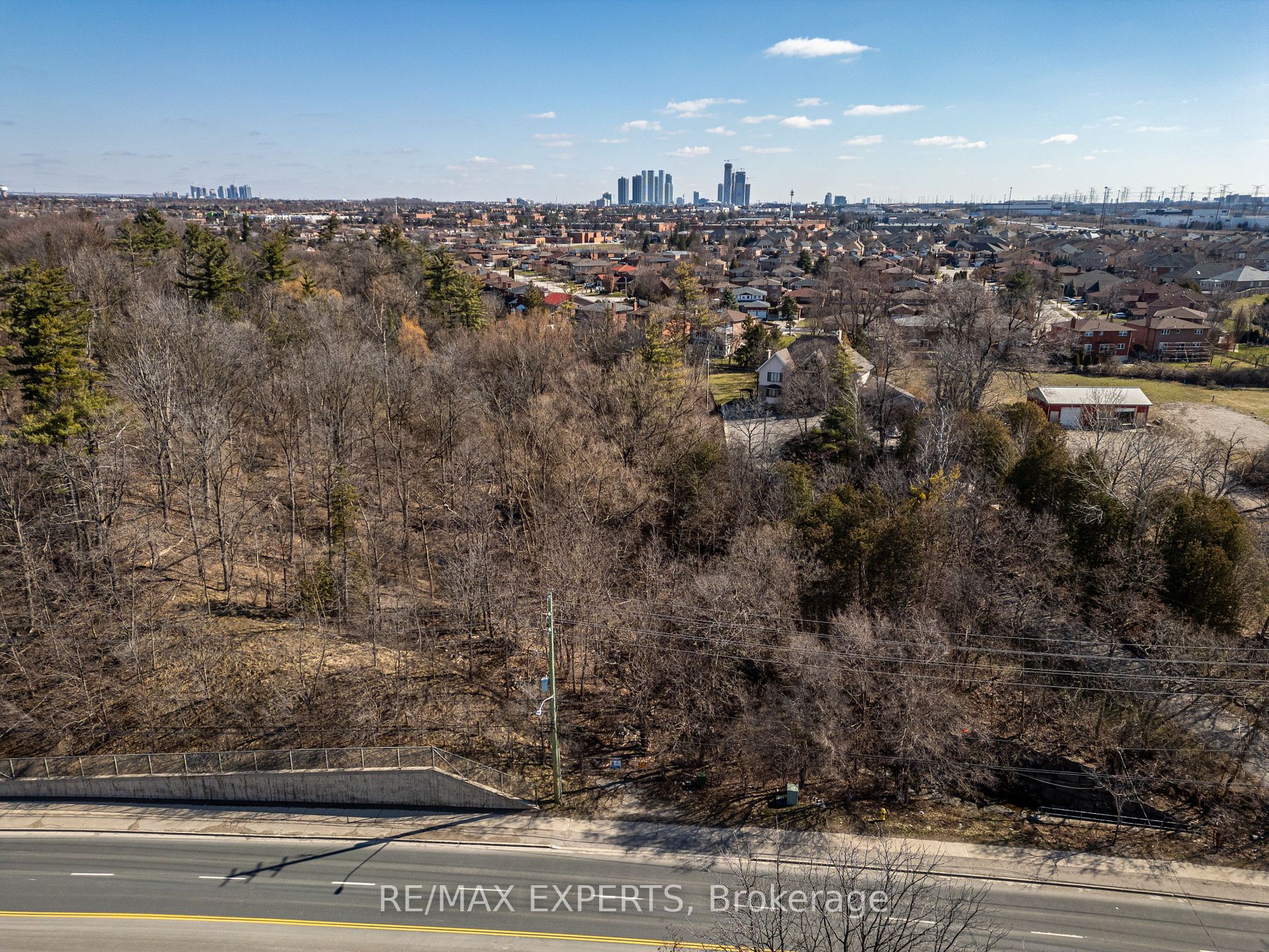 7445 Islington Ave