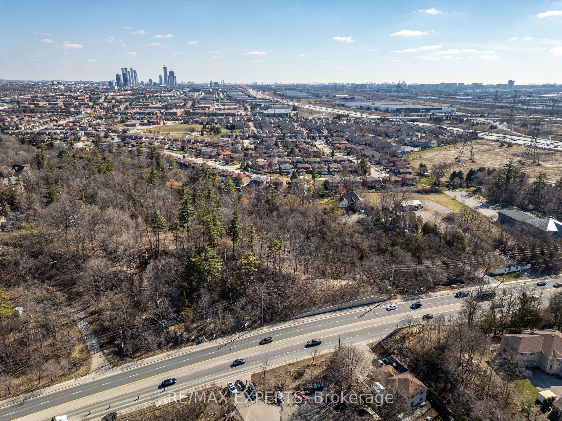 7445 Islington Ave