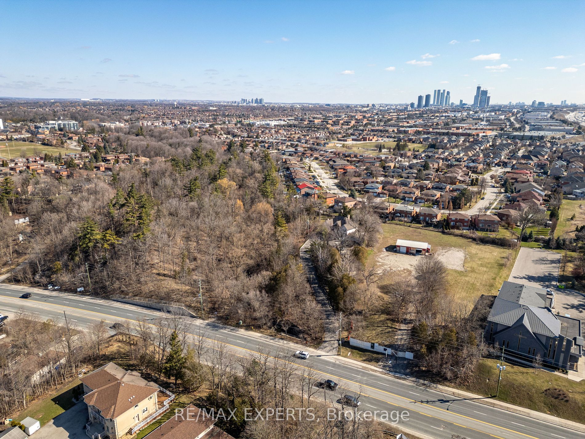 7445 Islington Ave