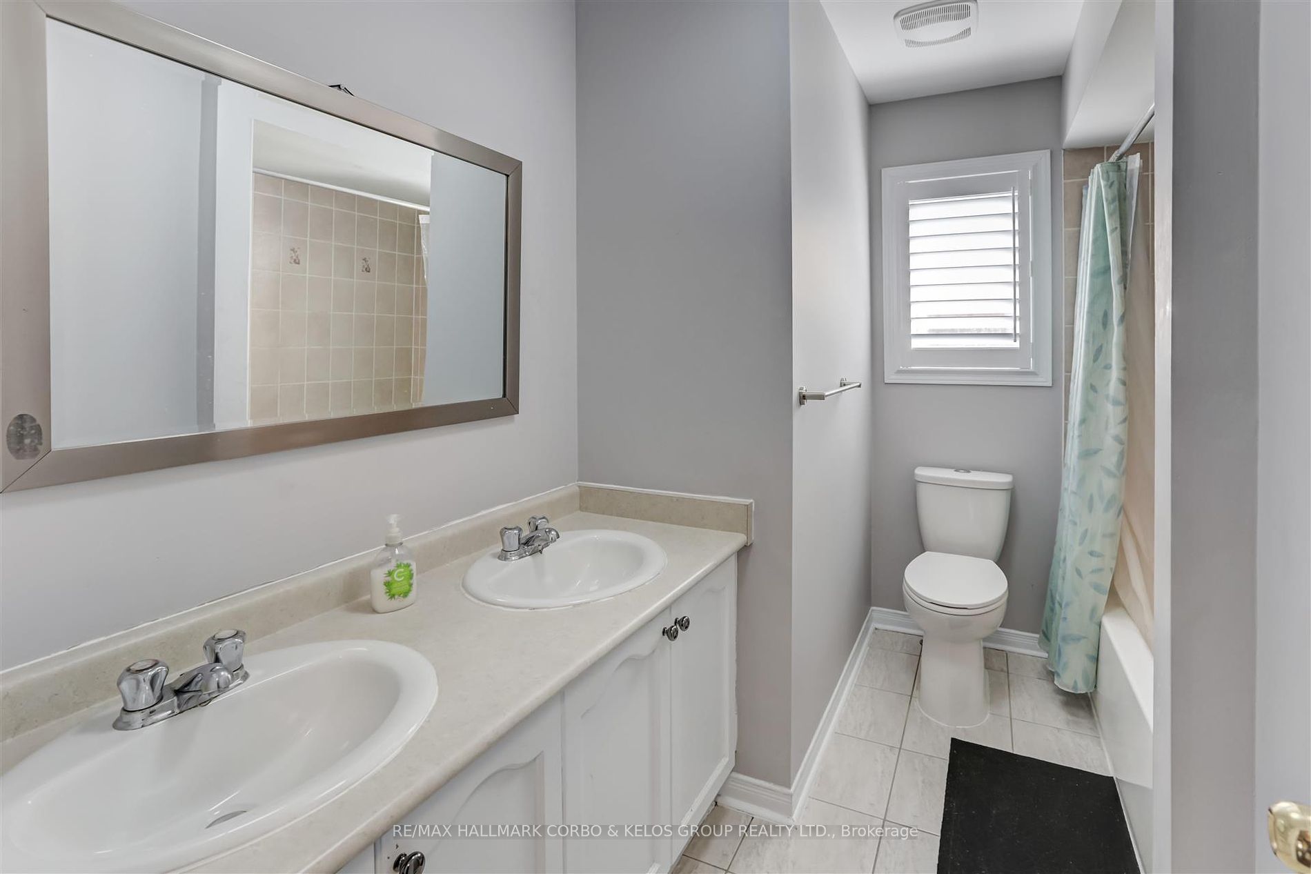 112 Guinevere Rd