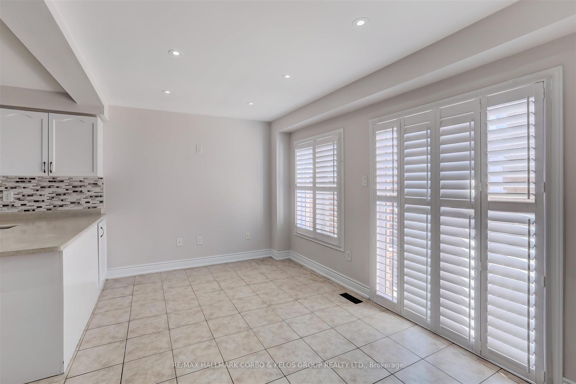 112 Guinevere Rd
