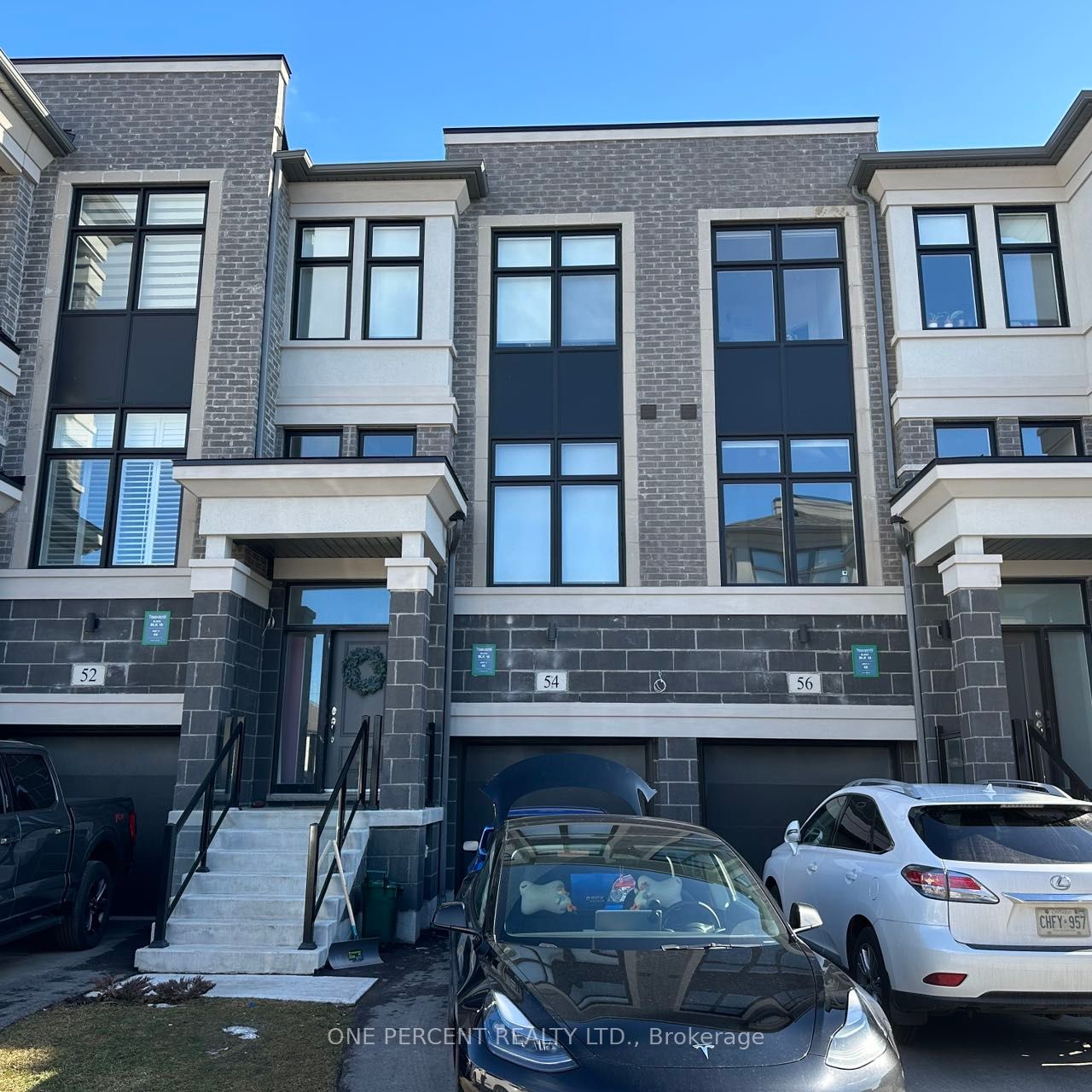 54 Pantheon Lane