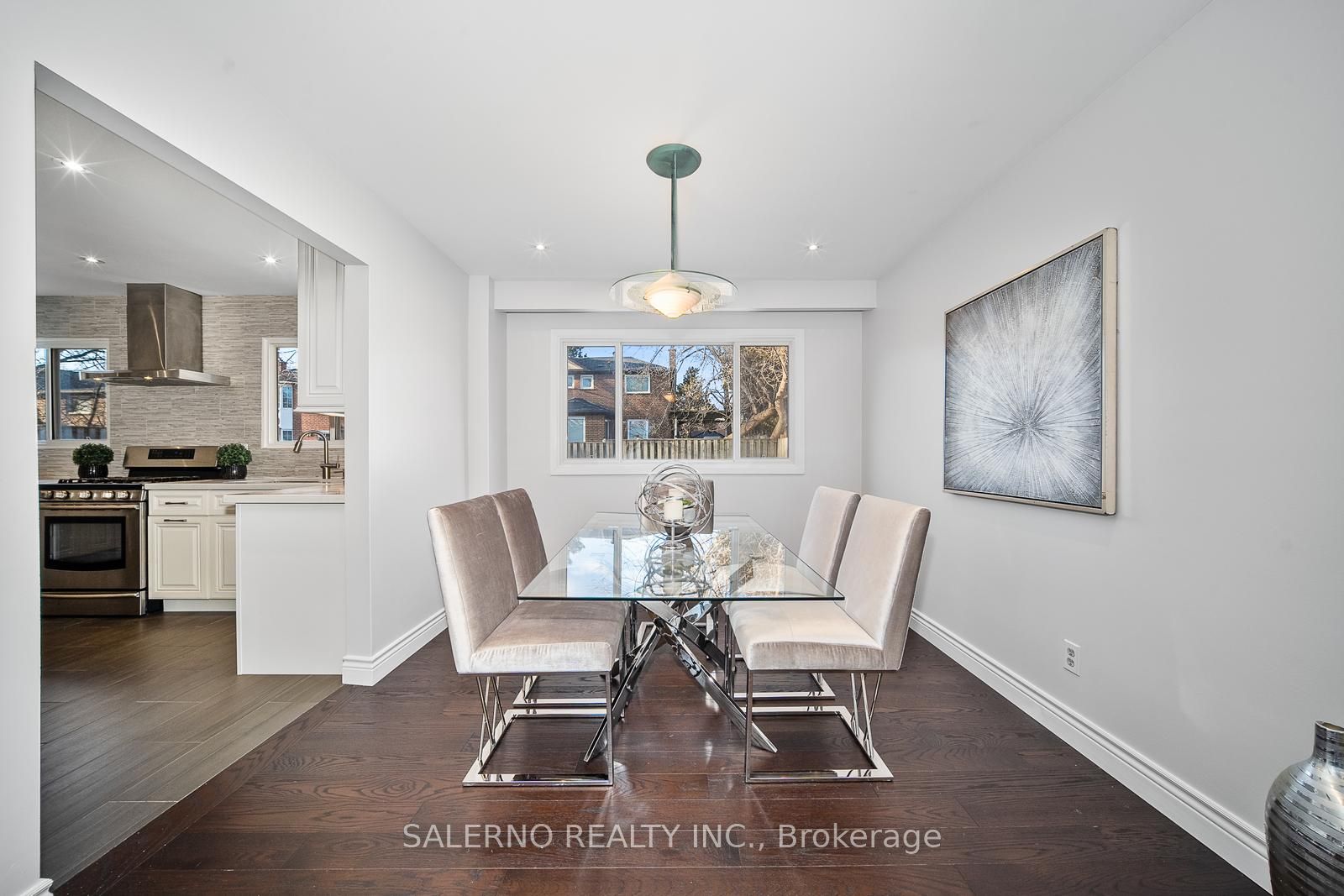86 Ramona Blvd