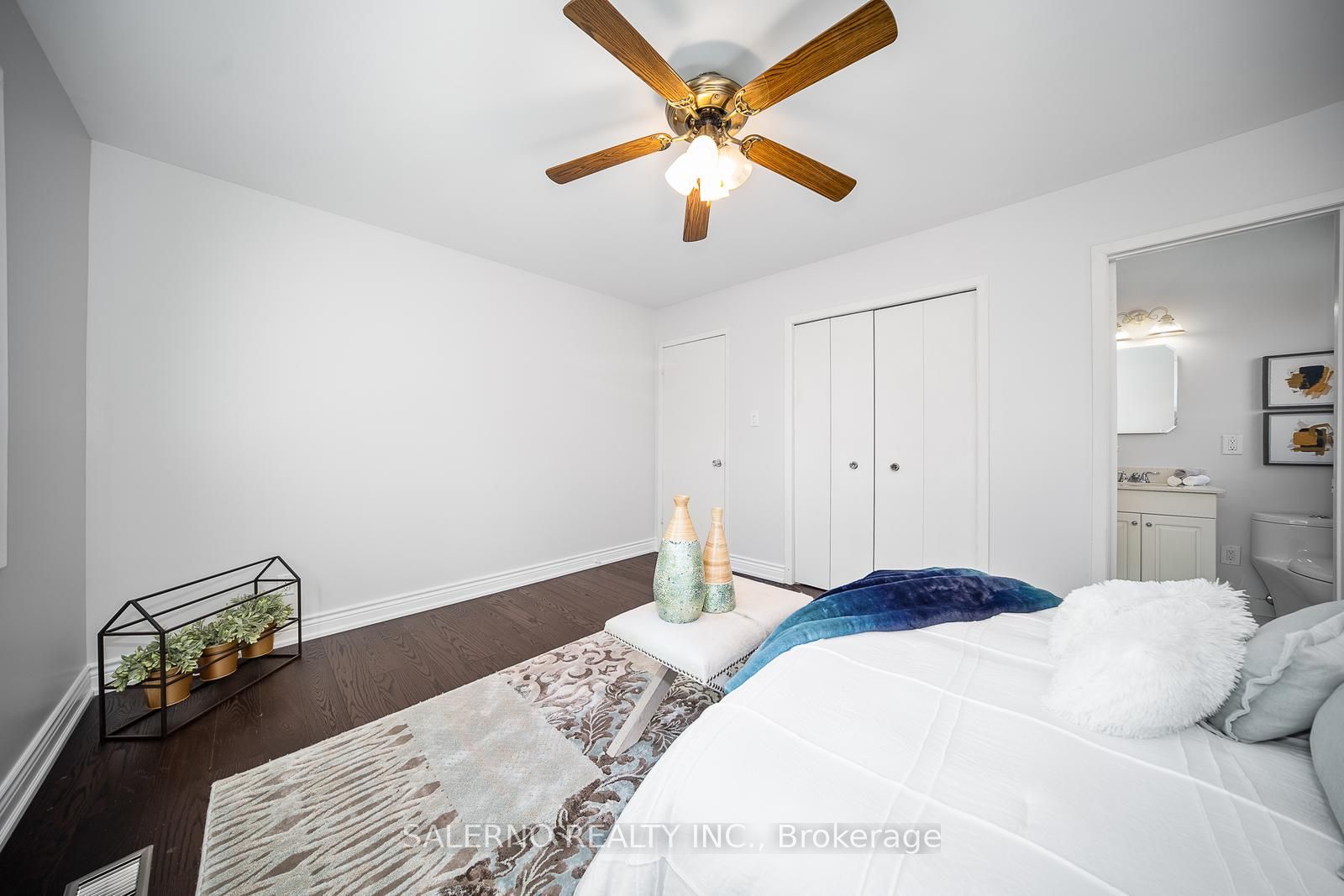 86 Ramona Blvd