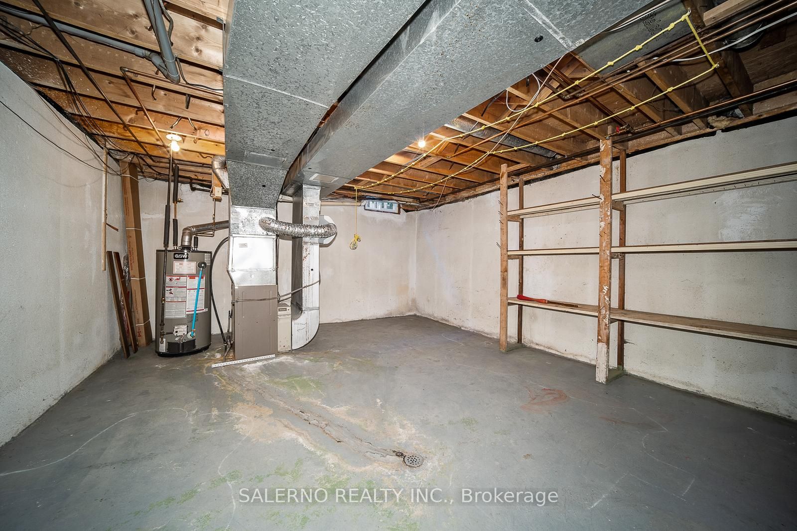 86 Ramona Blvd