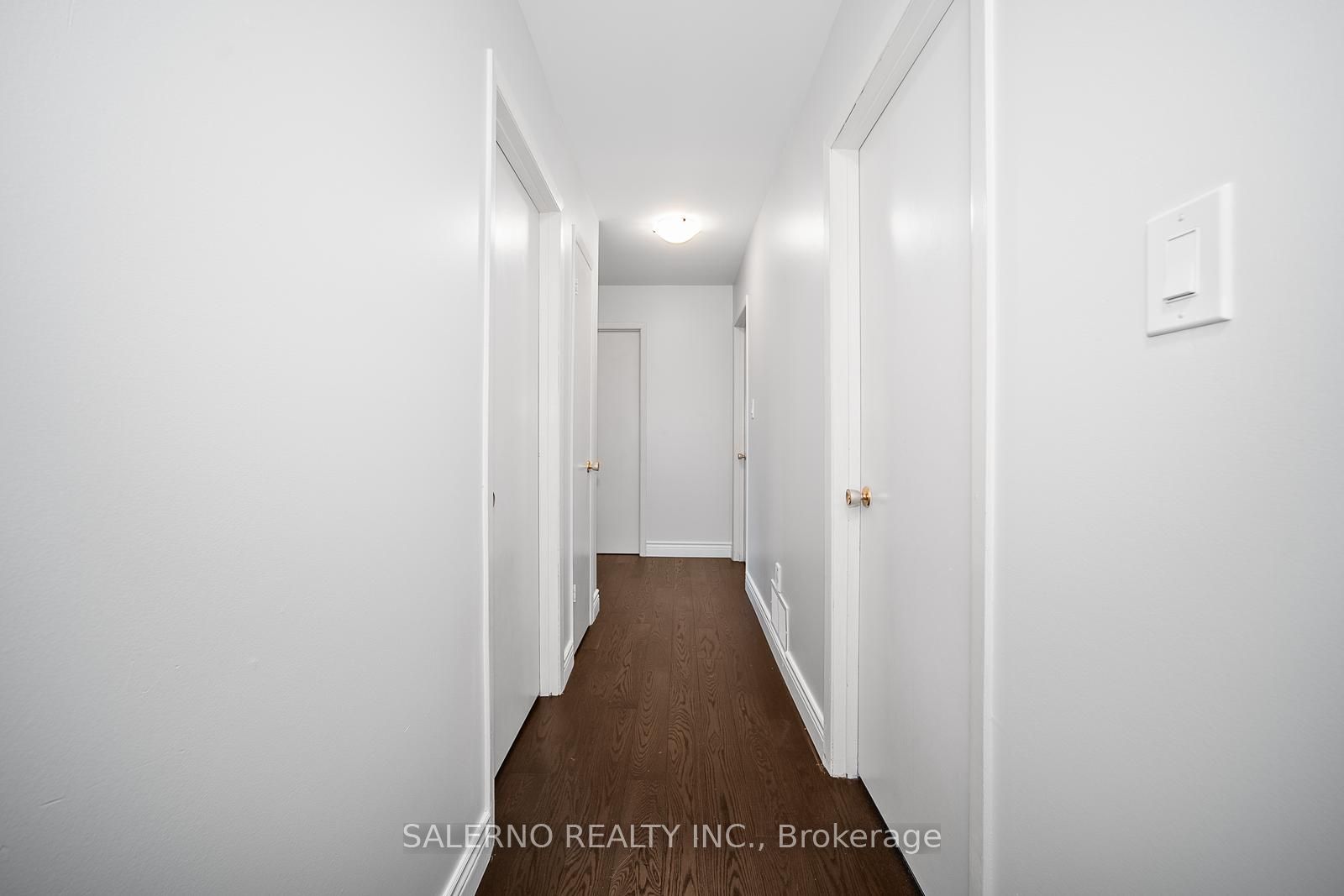86 Ramona Blvd