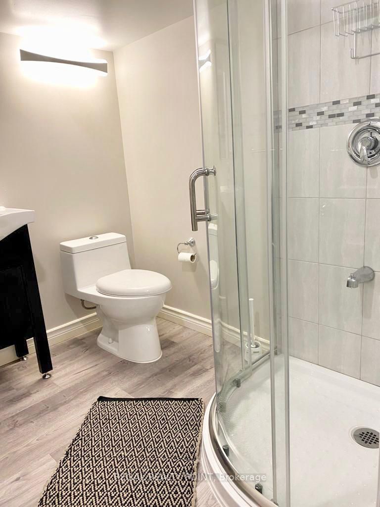 214 Beechy Dr, #Bsmt #1