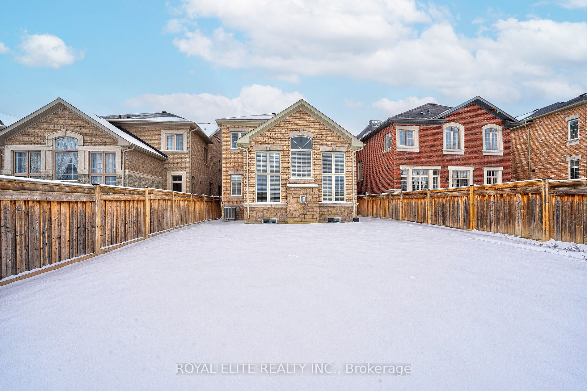 91 Chaiwood Court
