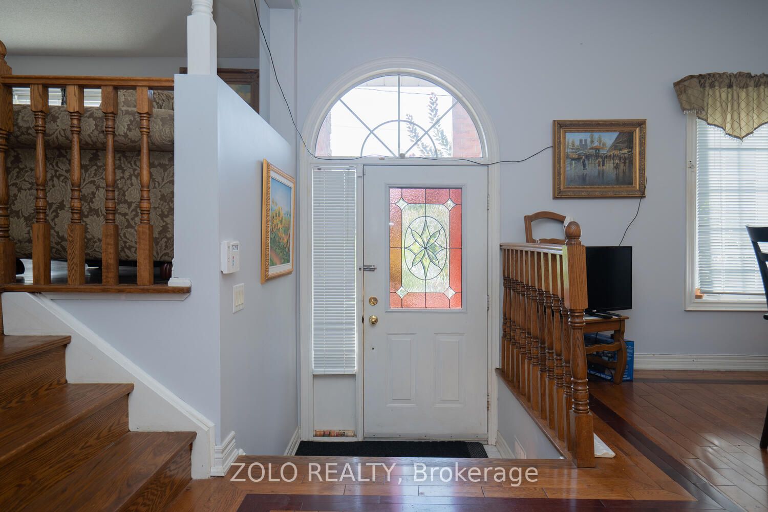 179 Rebecca St N