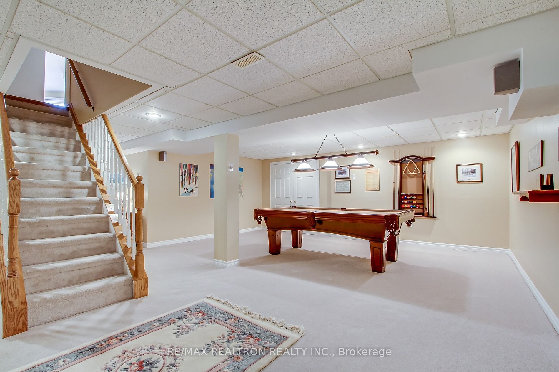 56 Ward Avenue