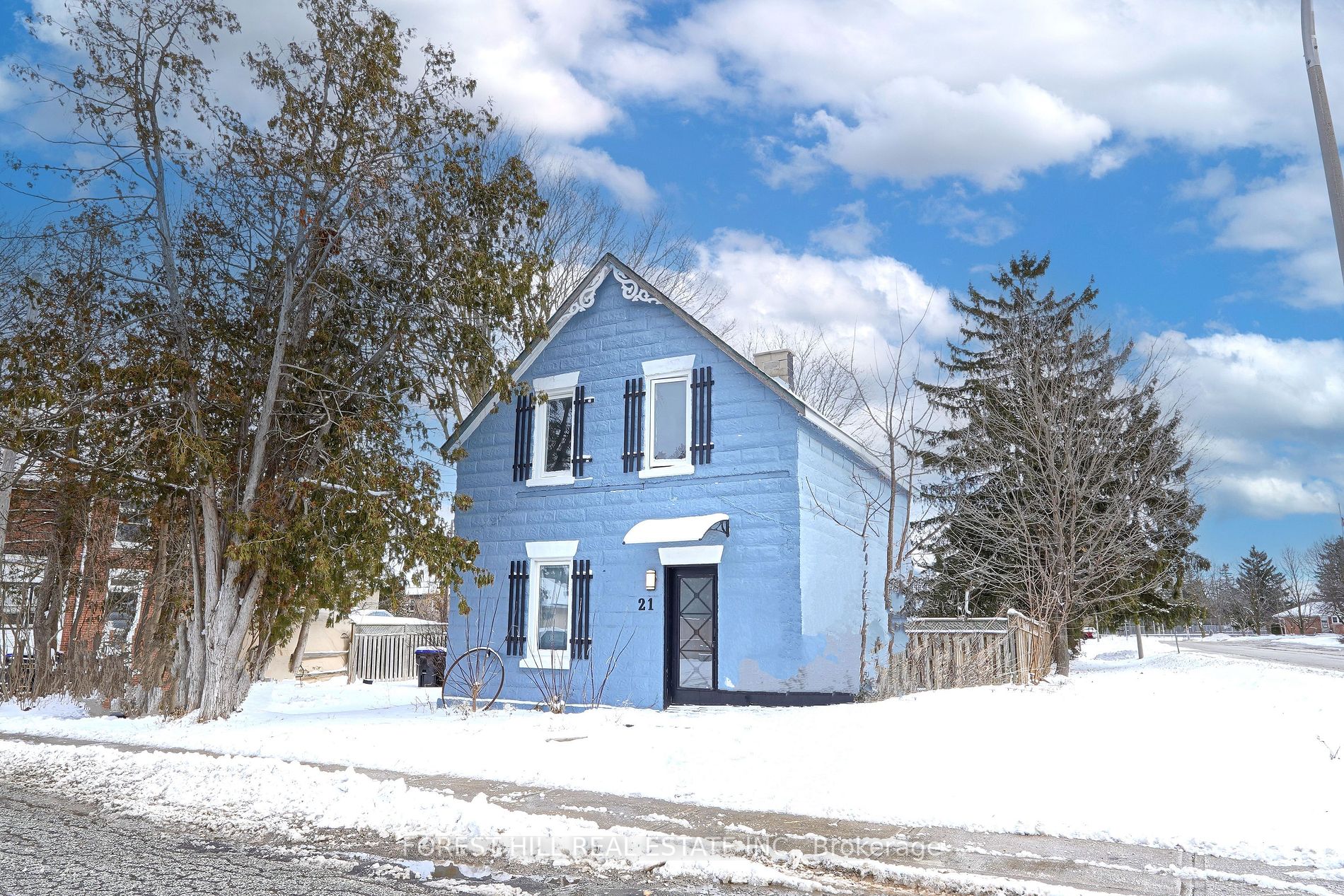 21 Forestell St