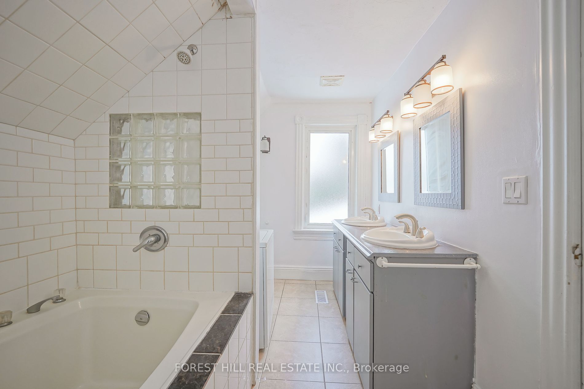 21 Forestell St